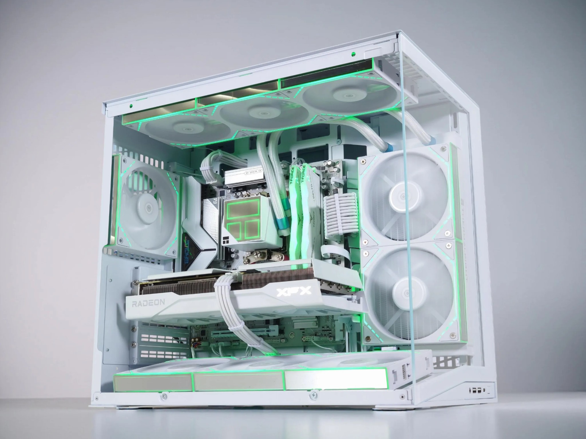 🌬️🐻‍❄️ All AMD Gaming PC🌨️ AMD RX 9070 XT 16GB🌨️ AMD Ryzen 9 7900X🌨️32GB DDR5🌨️1TB NVME