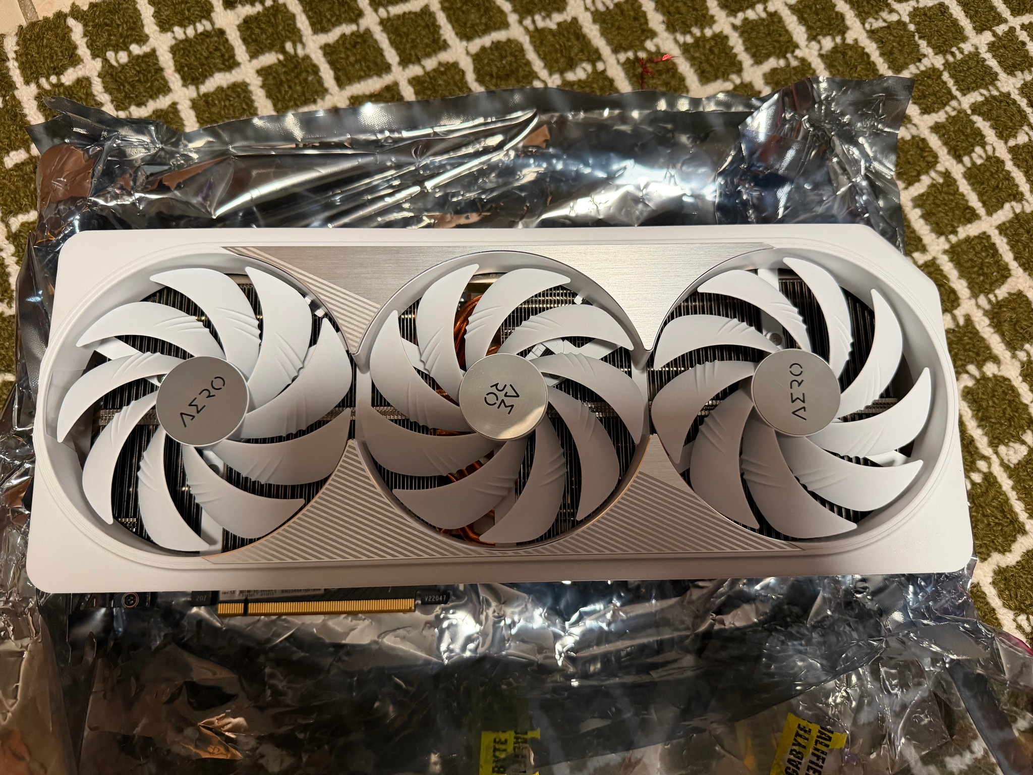 Gigabyte NVIDIA GeForce RTX 4080 AERO Overclocked Triple Fan 16GB GDDR6X PCIe 4.0 Graphics Card