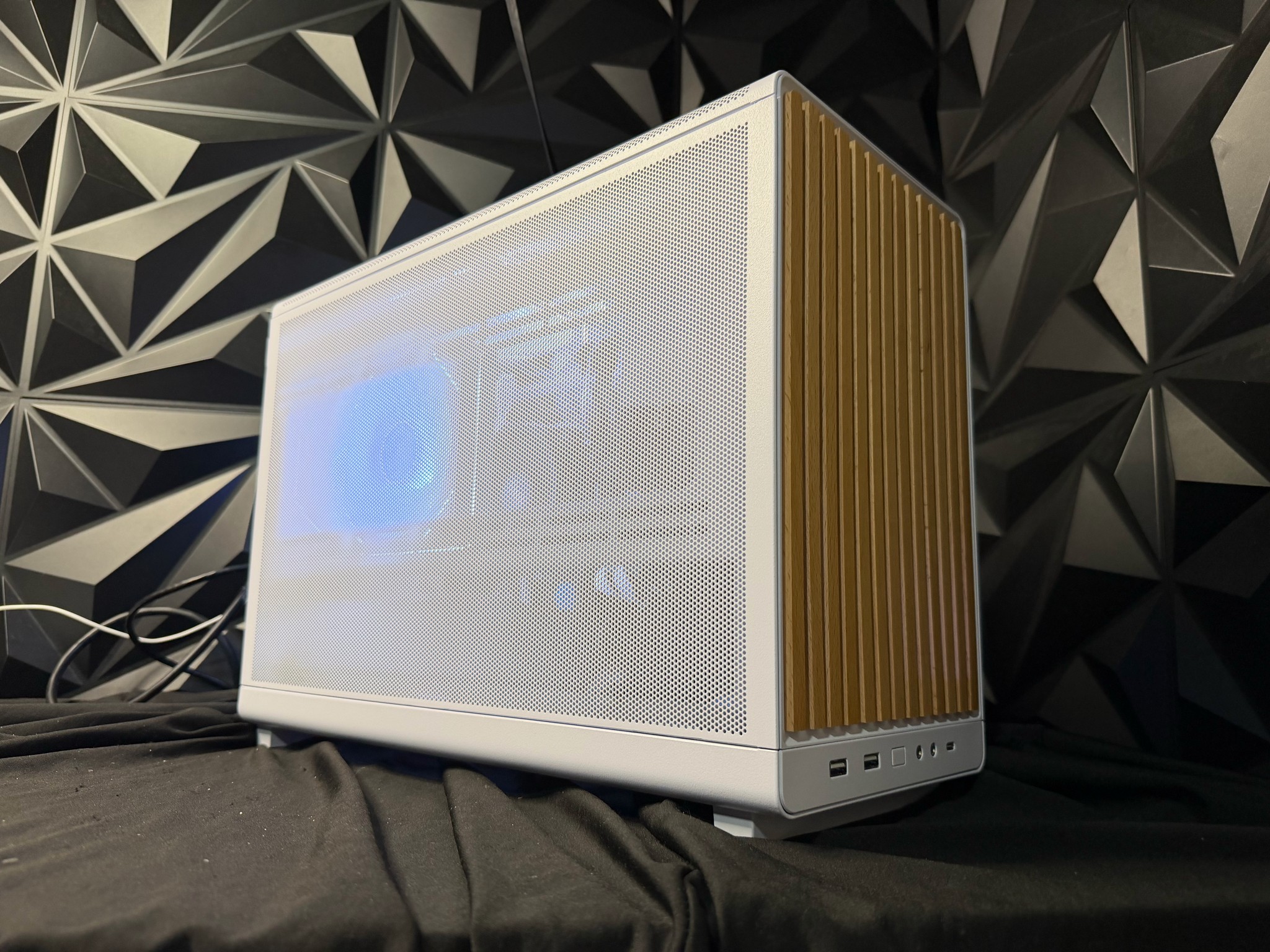 🤍🌲 WHITE WOOD 5560 🌲🤍Ryzen 5 5500| RTX 5060| 16 GB DDR4| 1.25 TB NVMe| 650W PSU