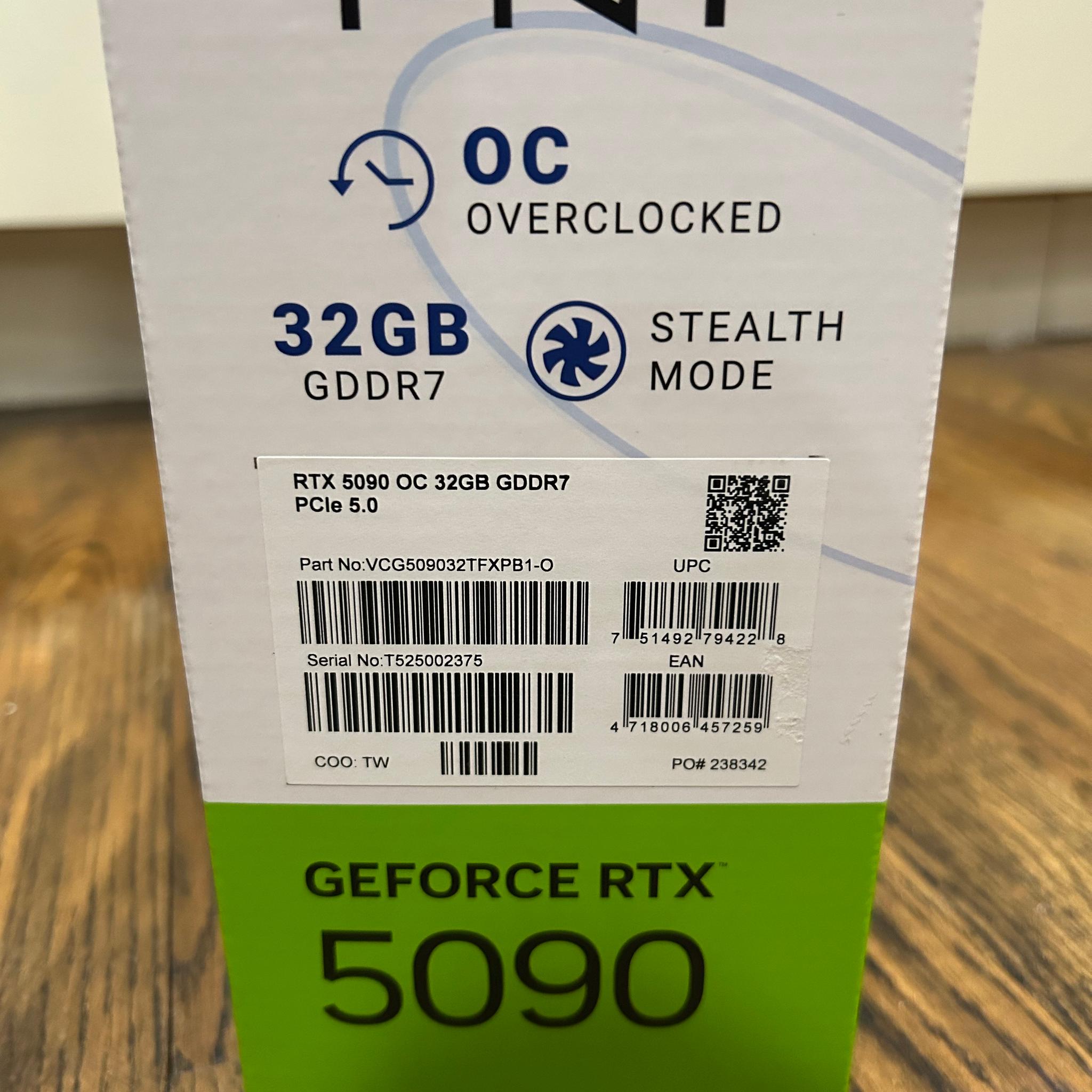 PNY GeForce RTX 5090 Overclocked Triple Fan