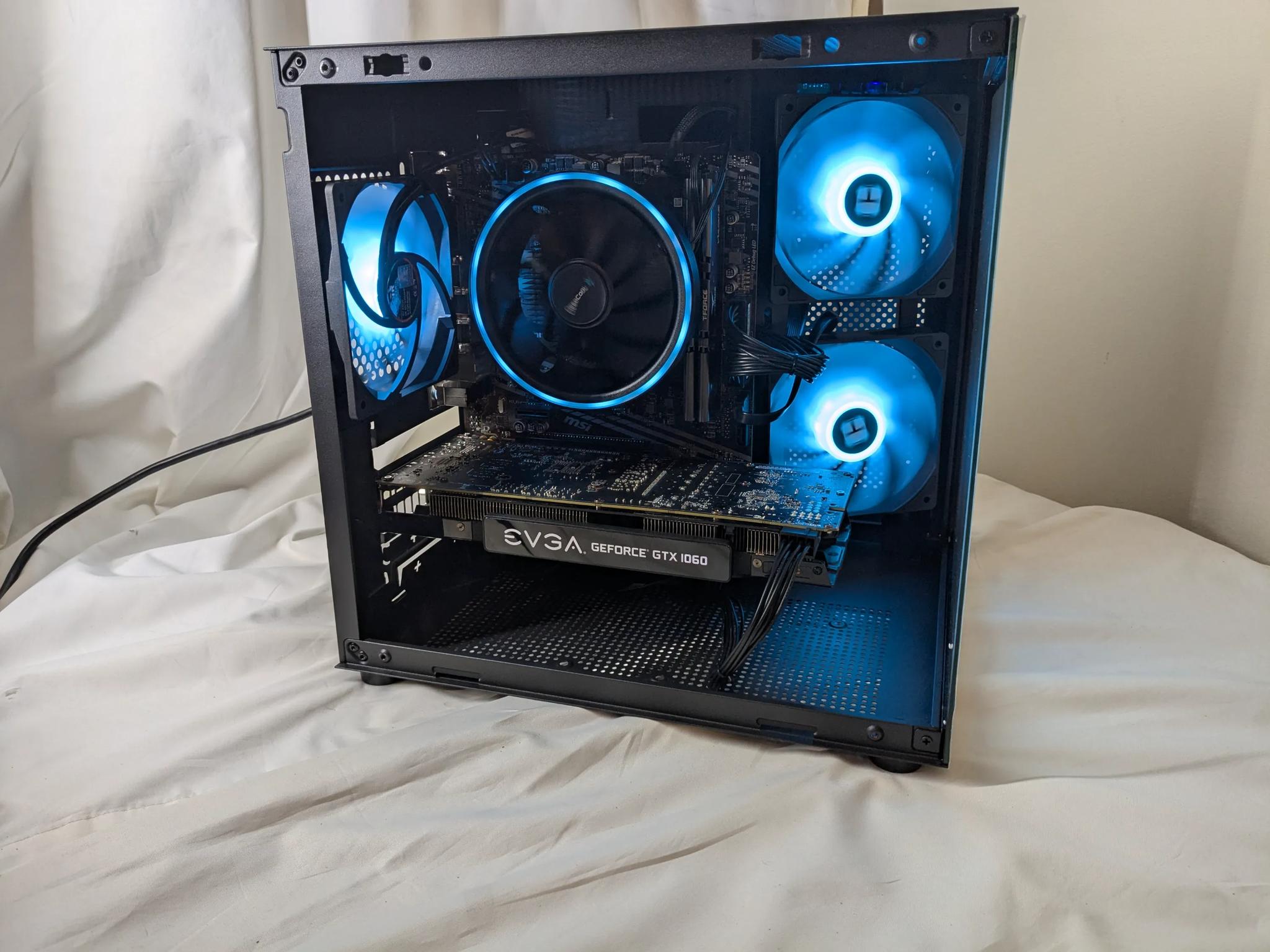 GTX 1060 | RYZEN 7 1700 | 16 GB RAM | WINDOWS 11 HOME