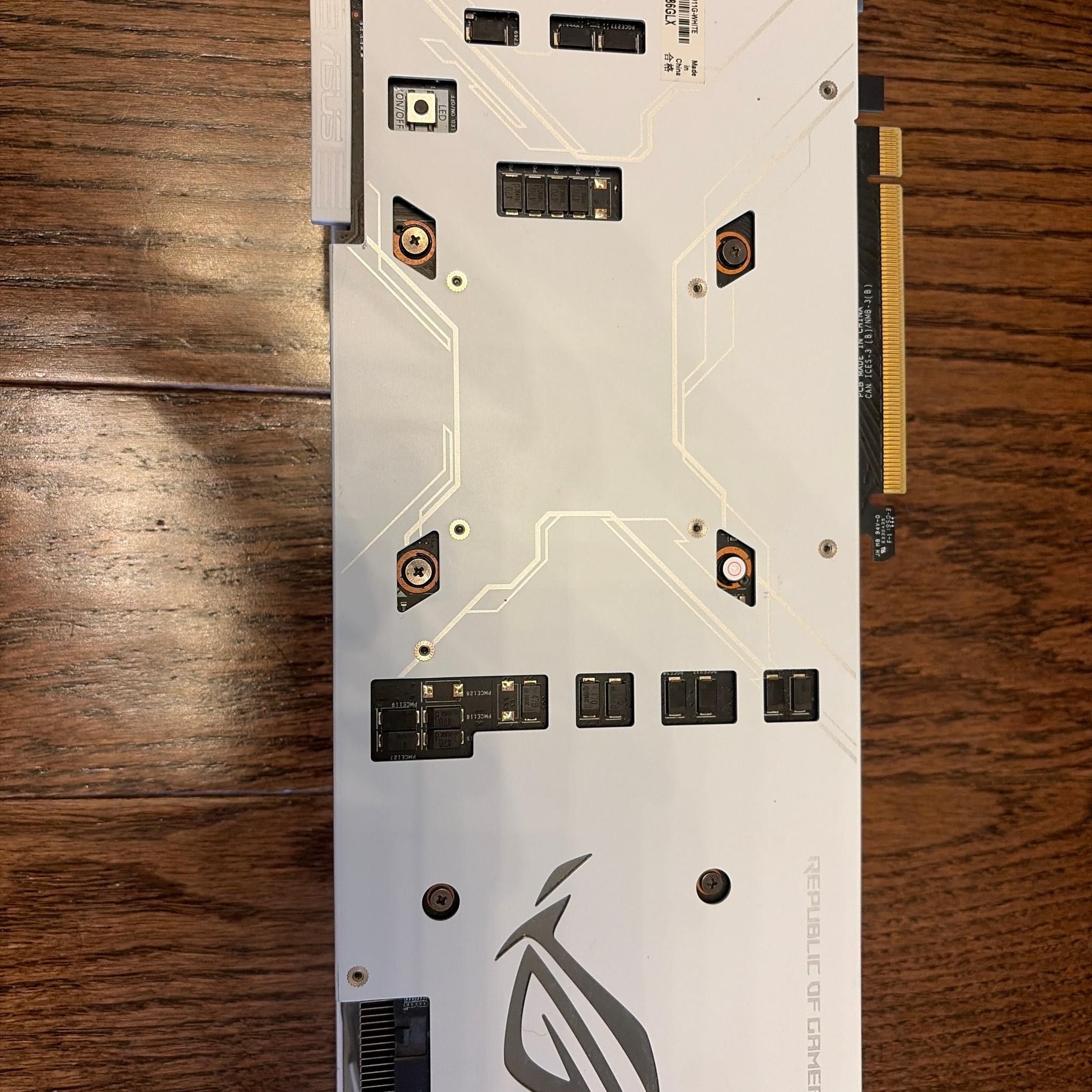 ROG-STRIX-RTX2080TI-O11G-White
