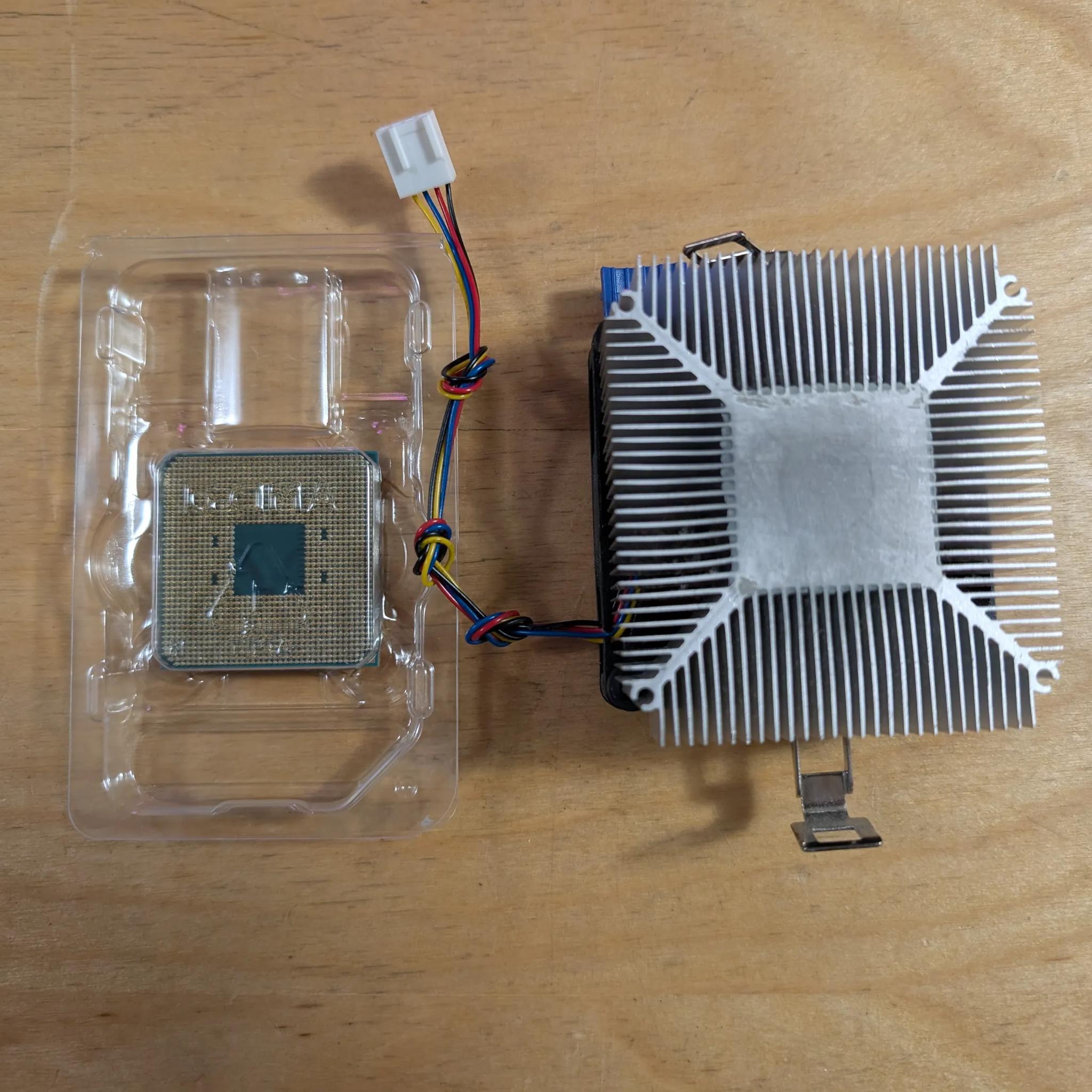 AMD Athlon 3000G + stock cooler