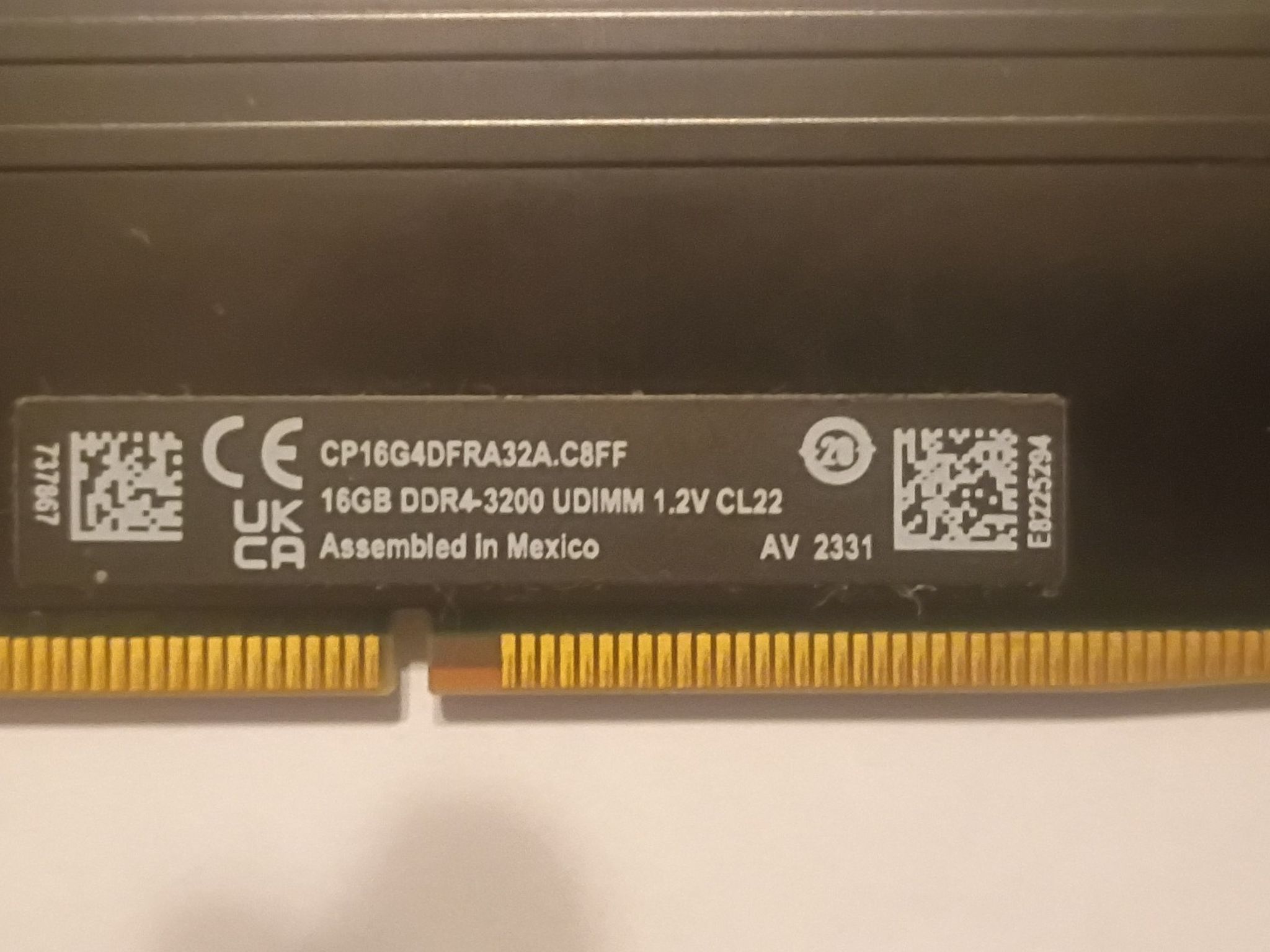 Crucial Pro 32GB (2x16GB) DDR4-3200 CL22 Desktop RAM Kit