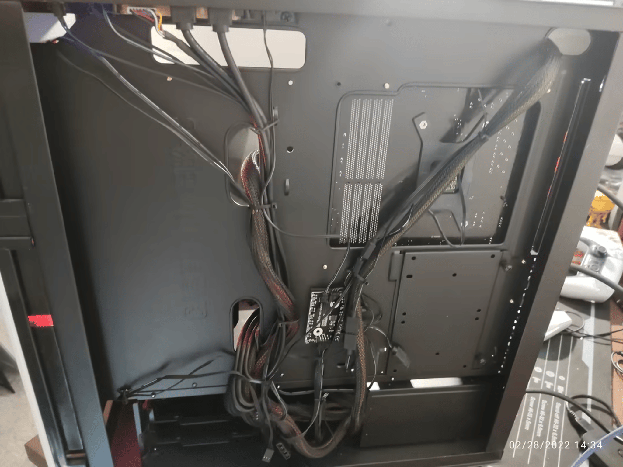 CyberPowerPC - Gamer Supreme Ryzen 7 3700X | RTX 3070 | 1TB SSD | 16GB DDR4