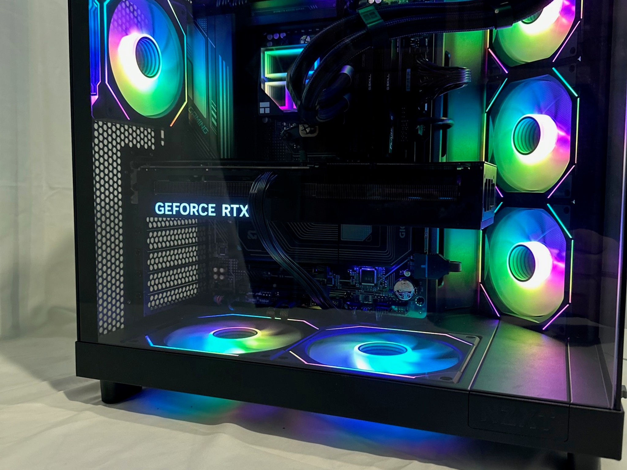 👺 X3D Monster, Ryzen 9 7950X3D & RTX 4070 Ti Super 16GB - Mid Tower Gaming PC