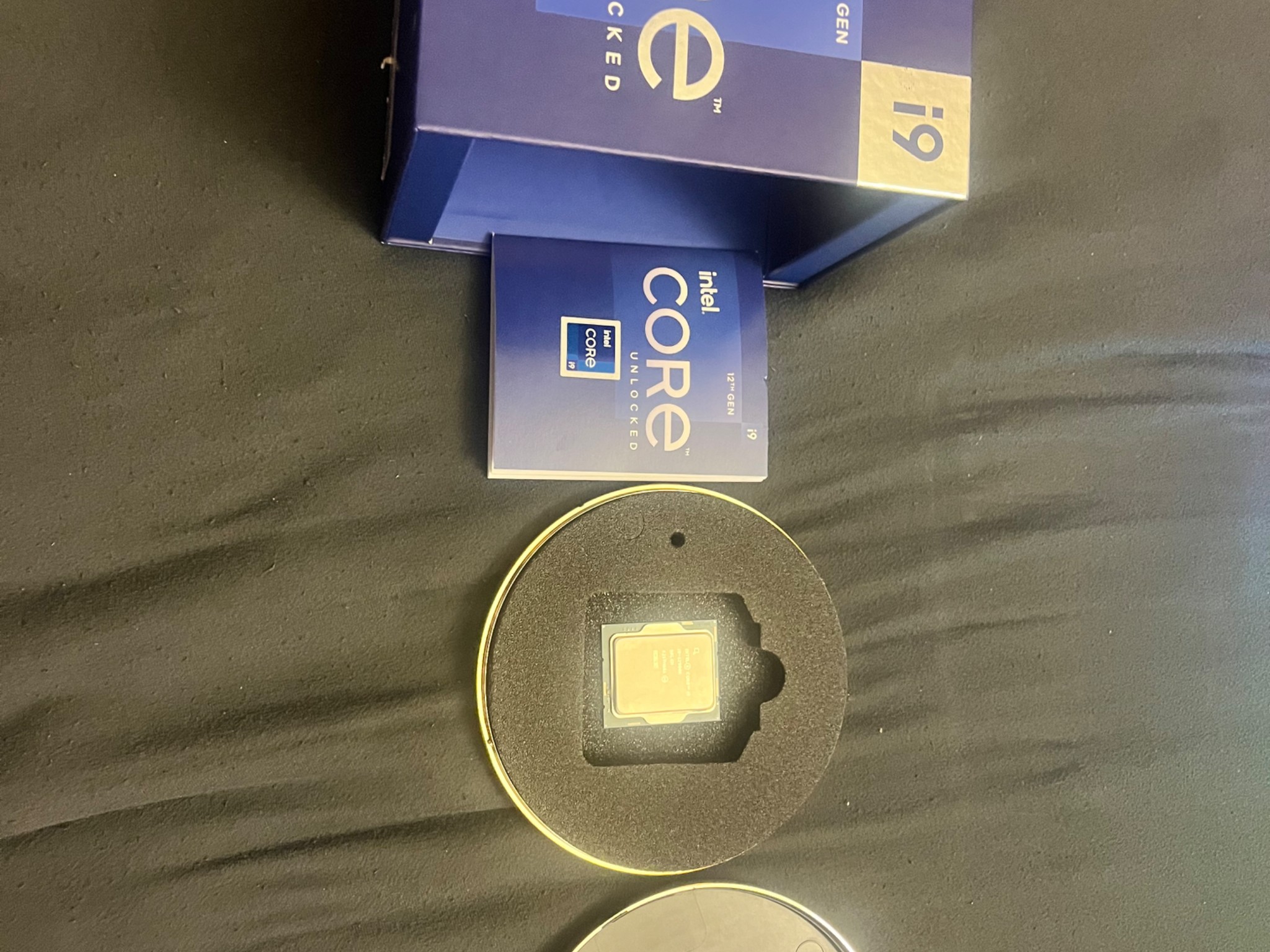 Intel Core i9-12900K Processor