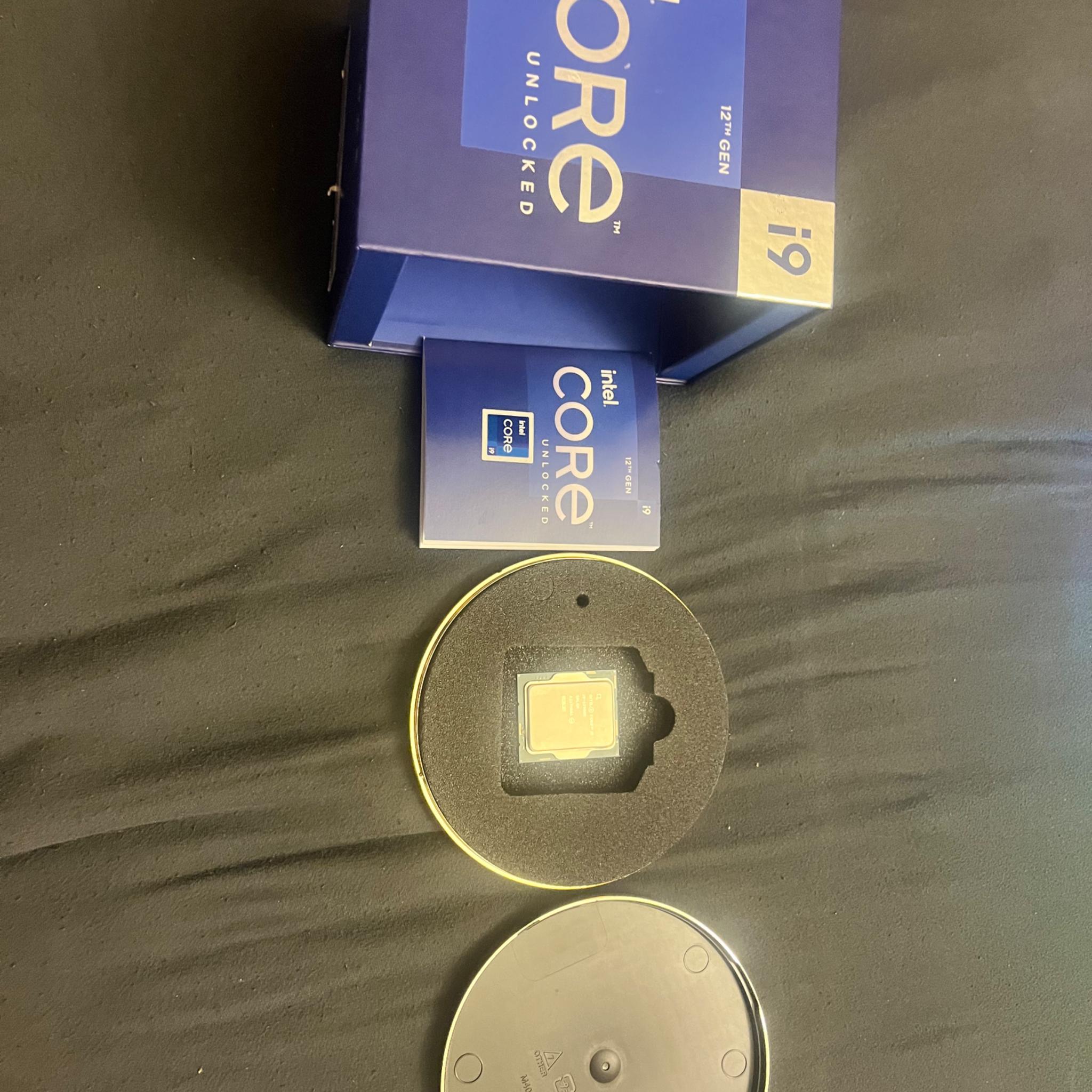 Intel Core i9-12900K Processor
