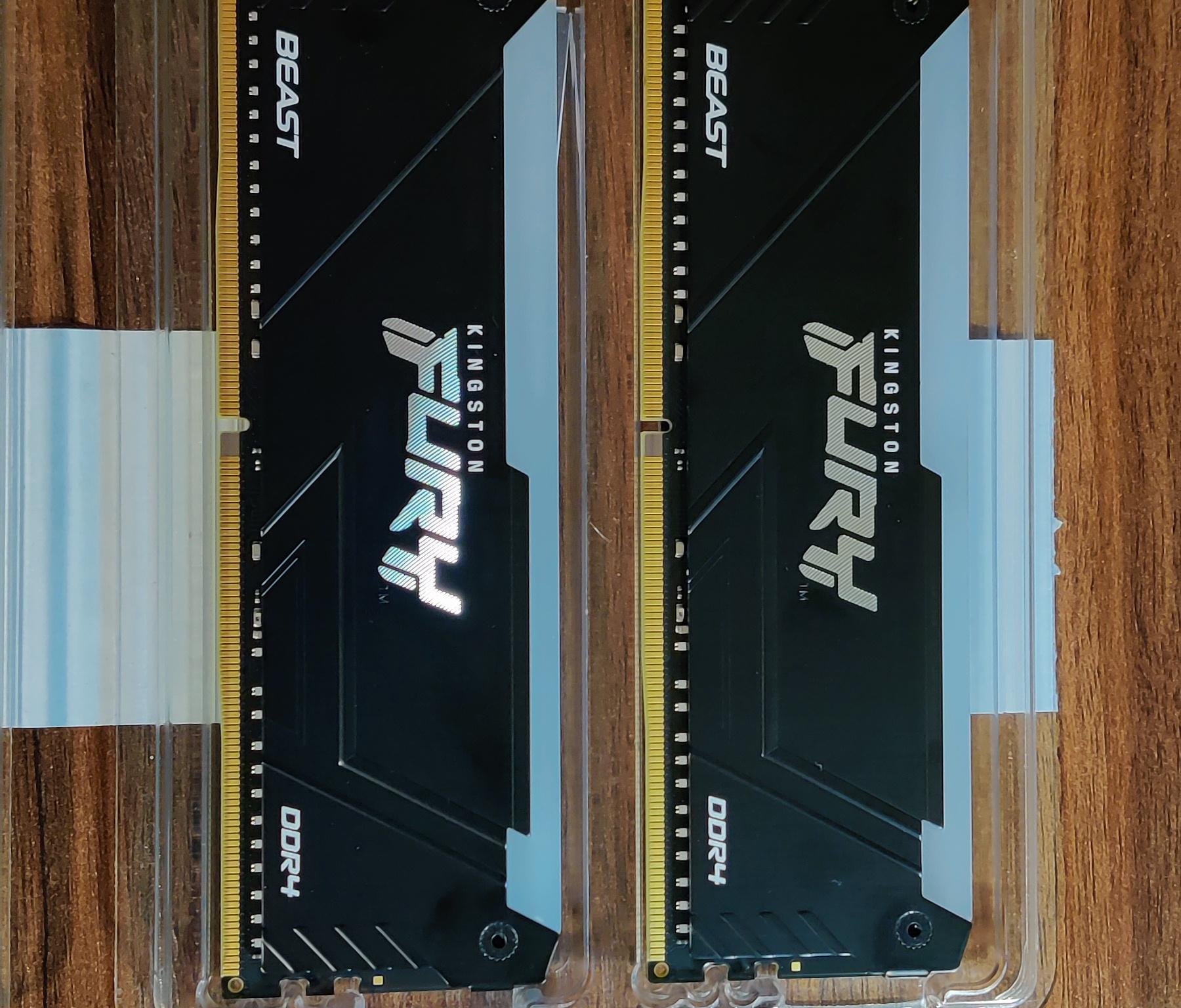 32GB DDR4 3200 Kingston FURY Beast RGB