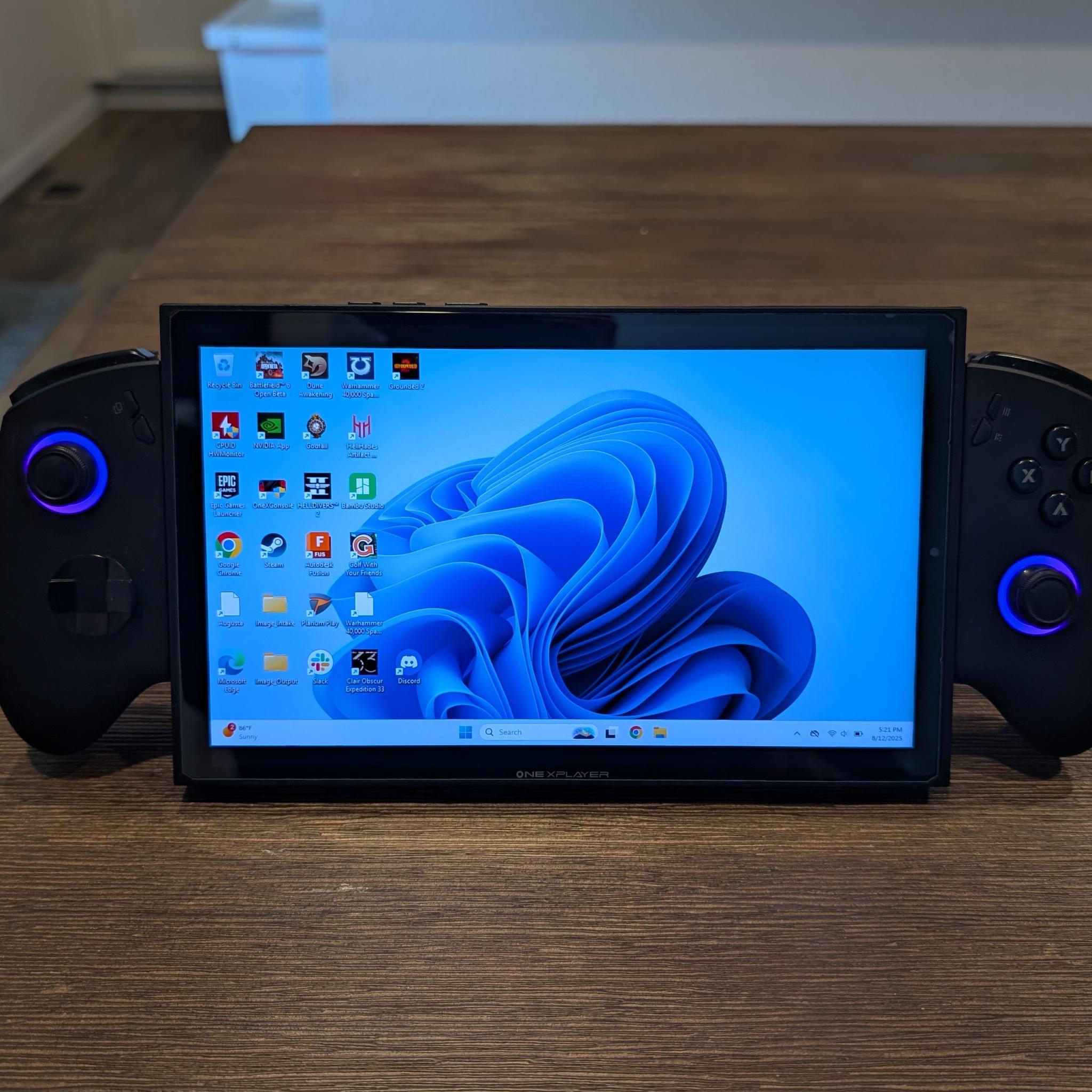 OneXPlayer X1 Mini 8840U Gaming Handheld / Tablet / Laptop | 32GB | 2TB SSD