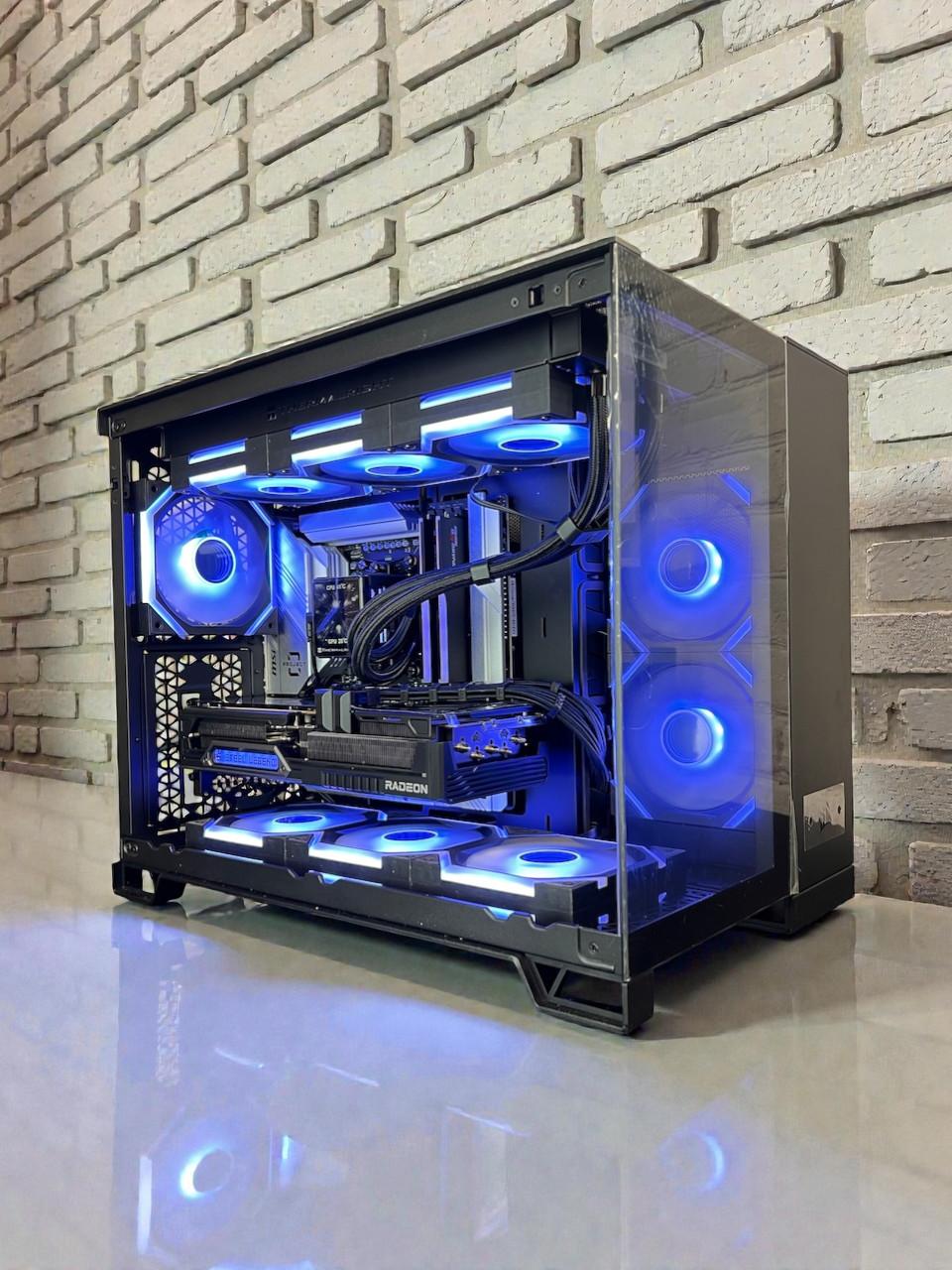 Ryzen 7 9800X3D | RX 9070 XT | 32GB DDR5 | 2 TB M.2 | WIFI 6 | Dark Gamer