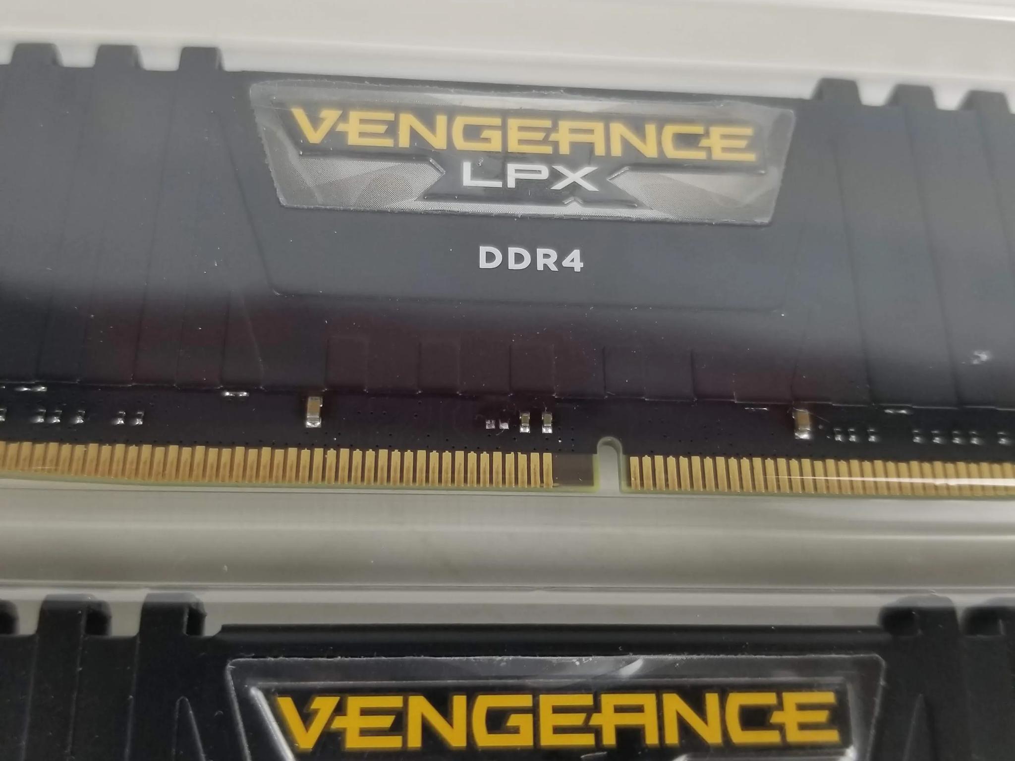 Corsair Vengence DDR4 2x16gb 32gb memory 2133mhz