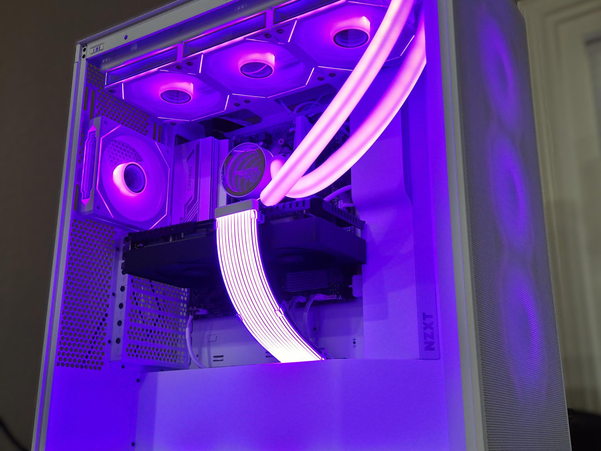 Glacier! 🧊|RTX 3070|Ryzen 7 8700F|DDR5|1TB Gen4 NVMe