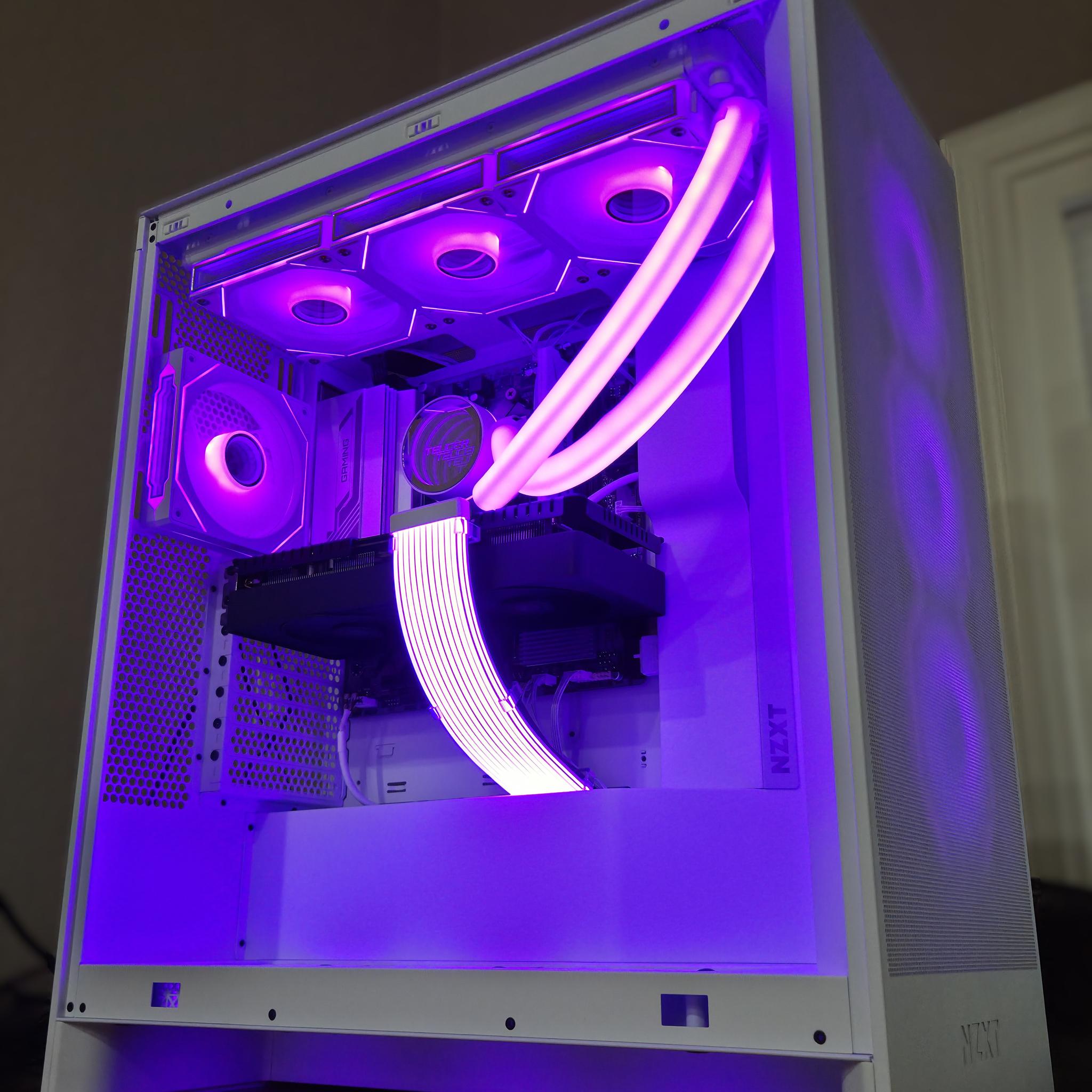 Glacier! 🧊|RTX 3070|Ryzen 7 8700F|DDR5|1TB Gen4 NVMe