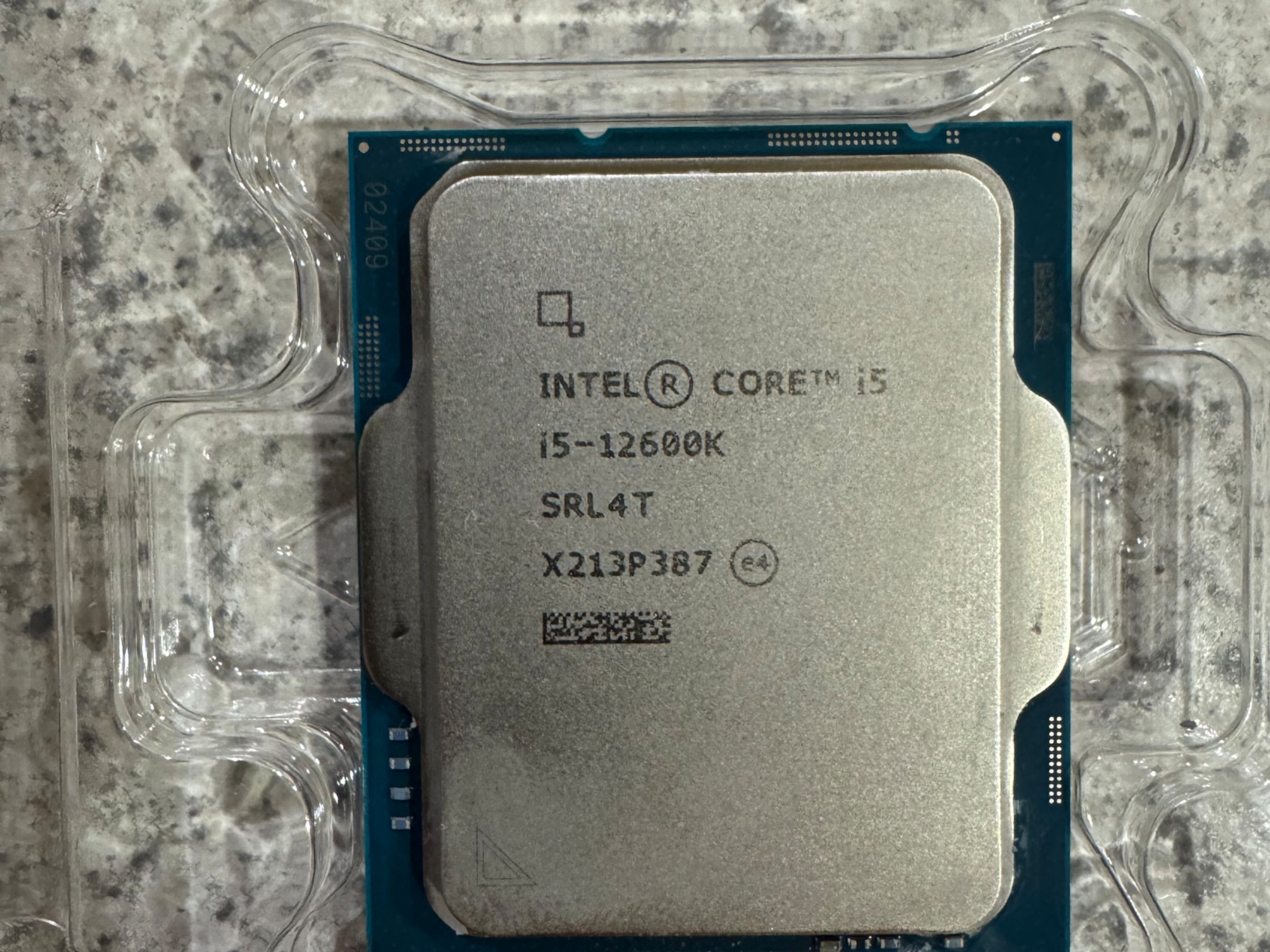 Intel 12th gen i5-12600k processor