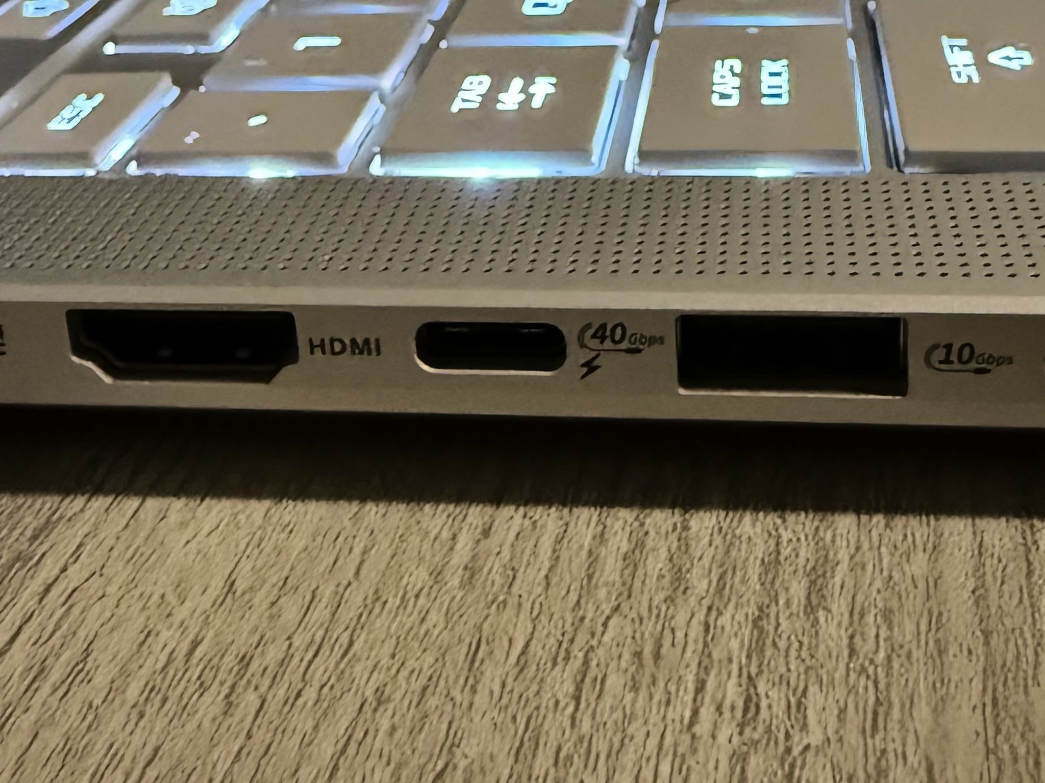 ASUS ROG Zephyrus G14 (Platinum White) – Ryzen 9 / RTX 4060 Gaming Laptop