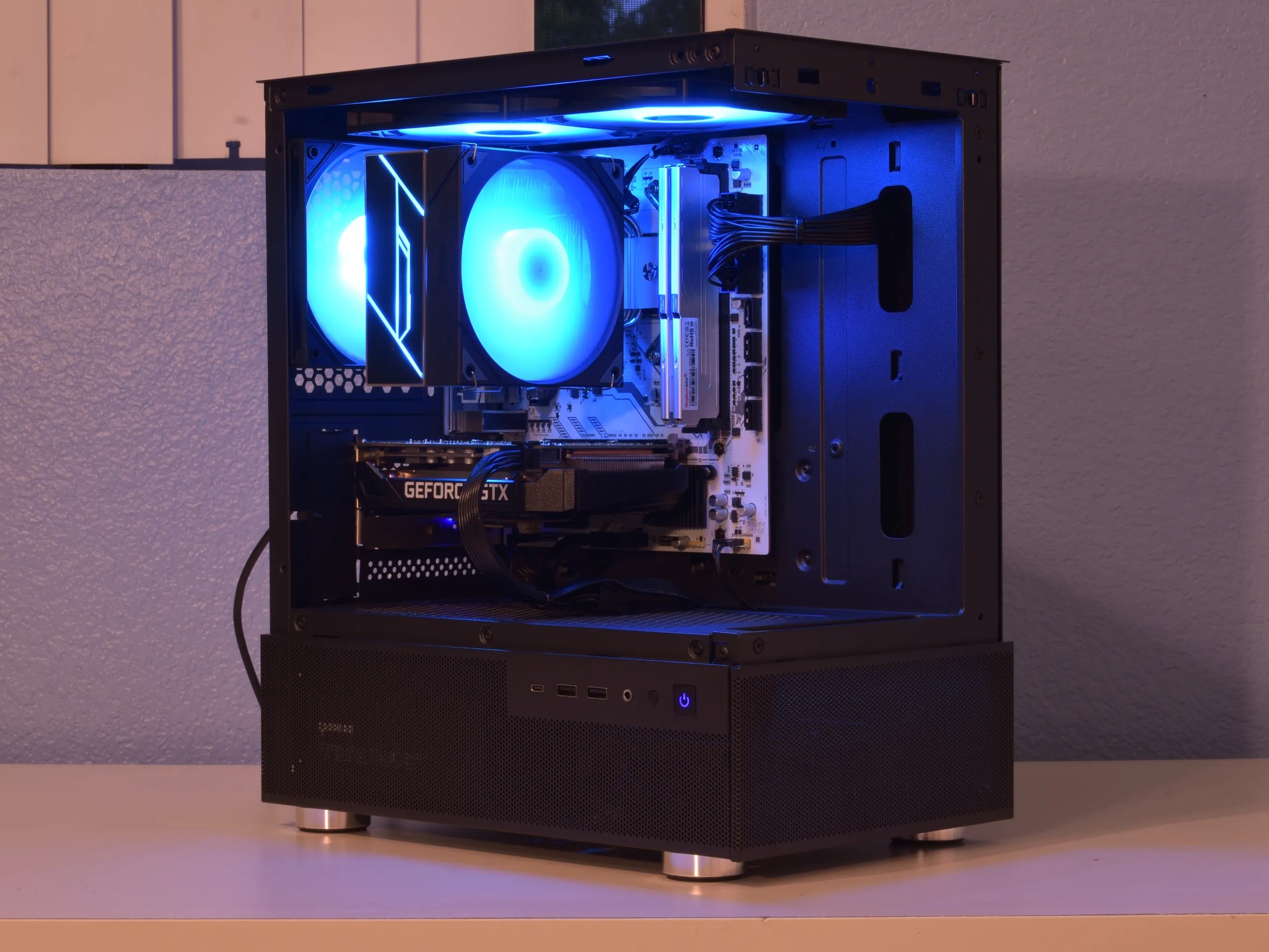 💸Budget Gamer💸 Ryzen 5 3600 | GTX 1660 Super 6GB | 16GB DDR4 | 512GB nVME SSD | RGB | Win11+Wifi