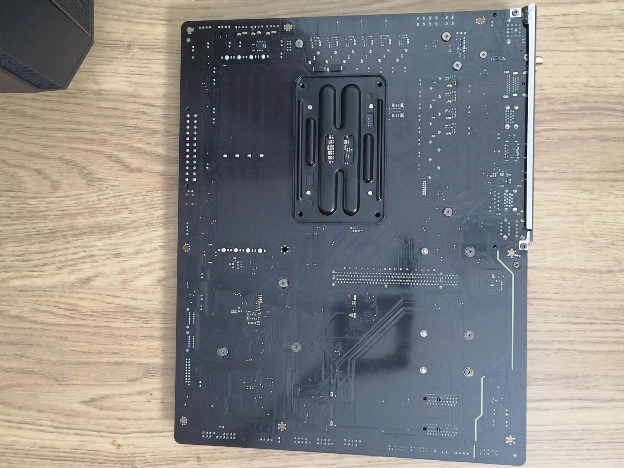 Gigabyte B650 Gaming X AX V2 AMD AM5 7000 8000 and 9000 series