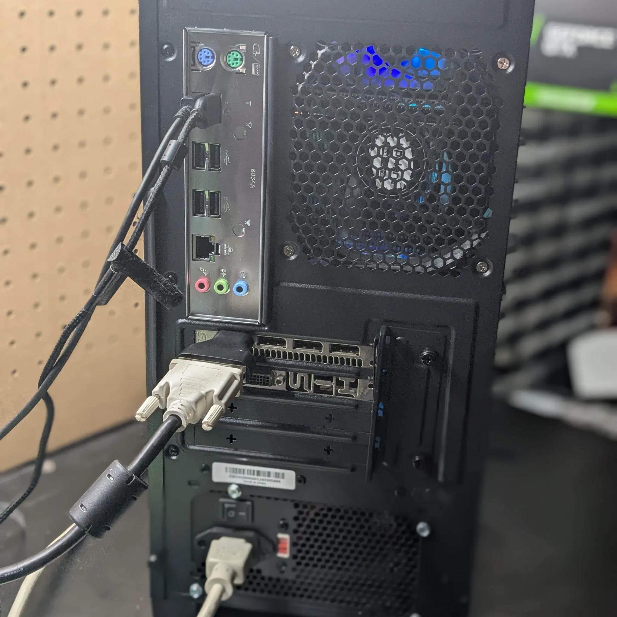 100 FPS Fortnite | 180 Day Warranty | 8 Core Xeon, 16GB RAM, 480GB SSD, RX 570 4GB, RGB, Wifi, Win10