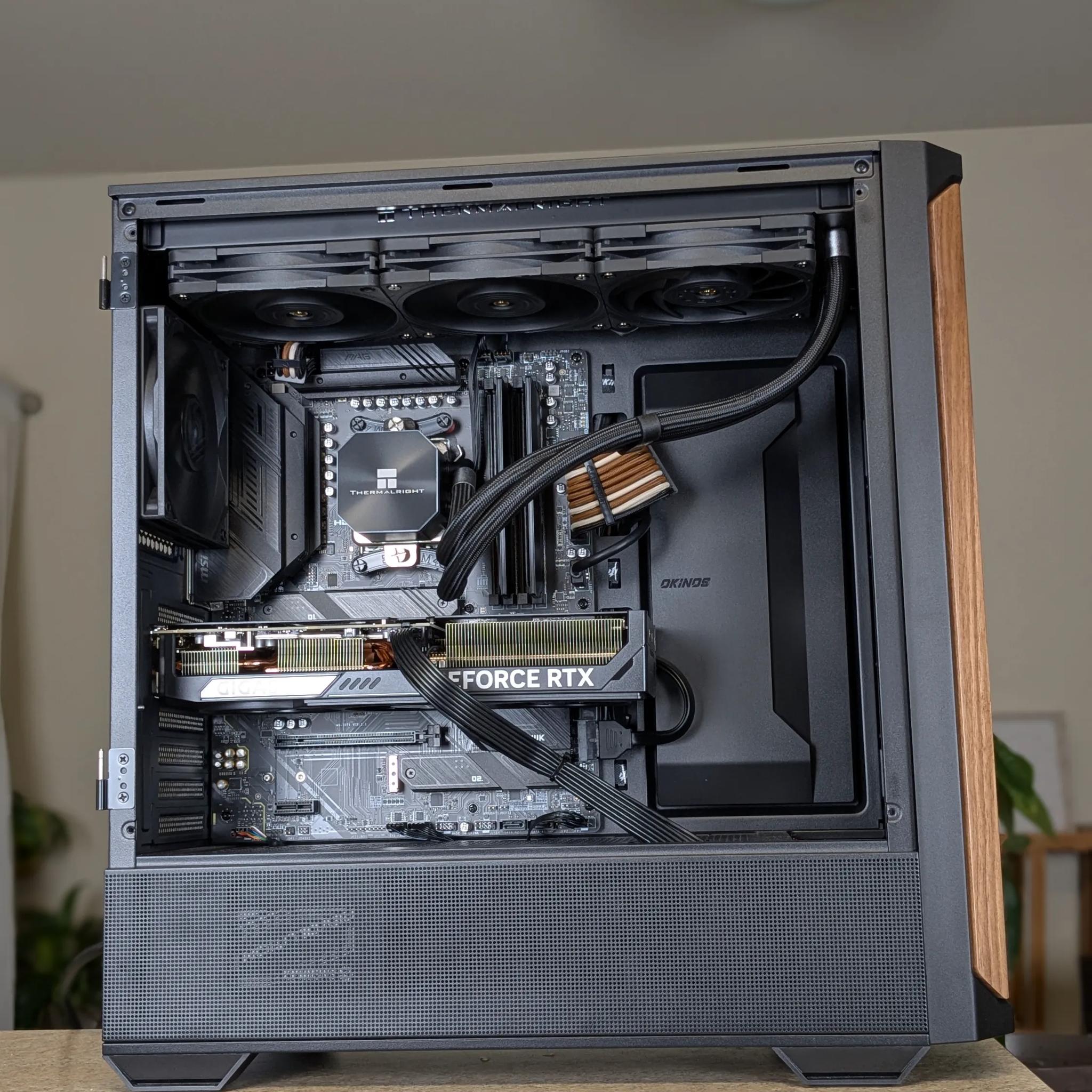 Mid Range Ryzen Gaming PC - Ryzen 5 7600X + RTX 5070