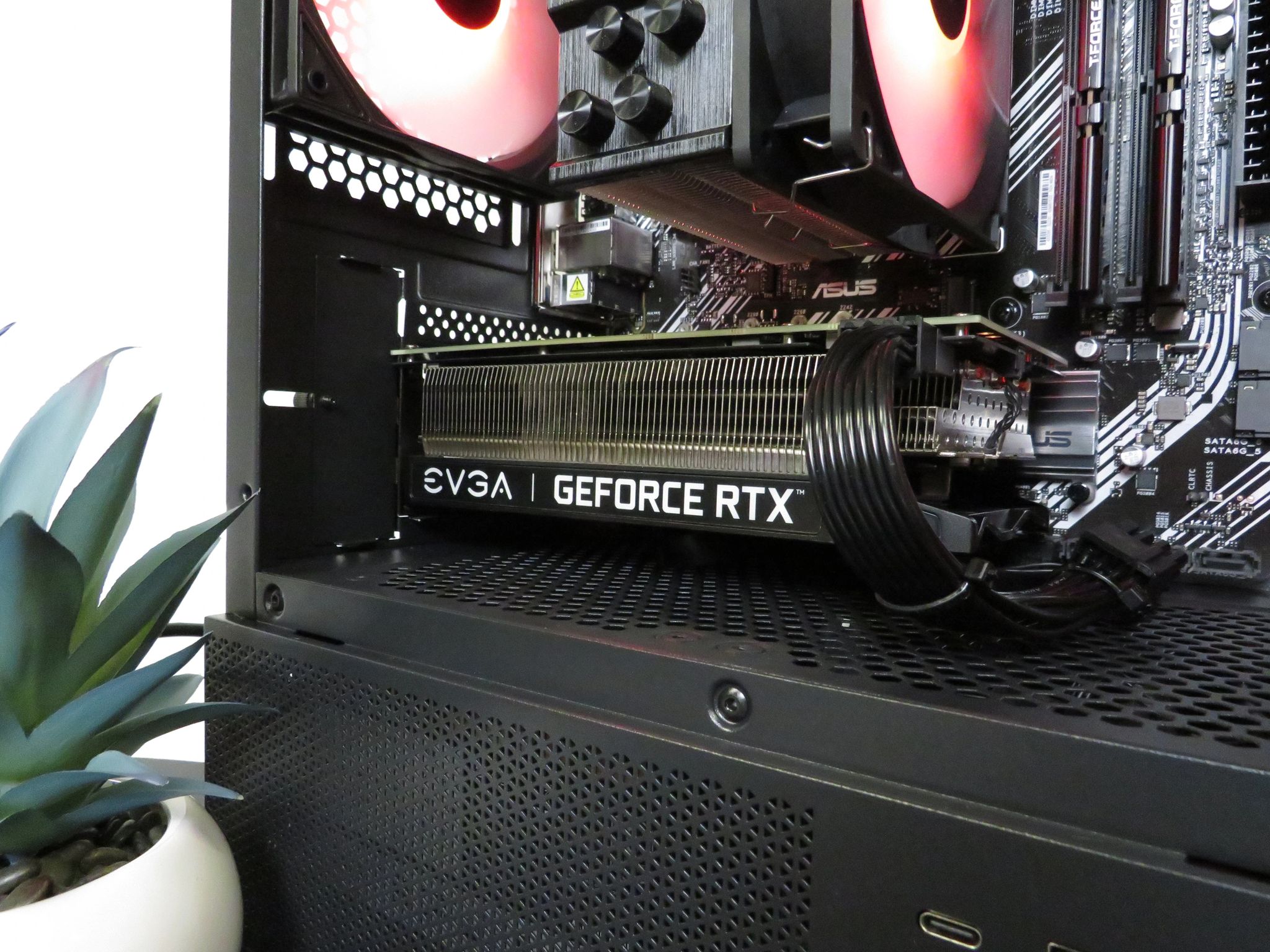 Beginner Streamer and Gamer: Ryzen 5 2600X + RTX 2060 + 16 GB DDR4 RAM + 1 TB SSD