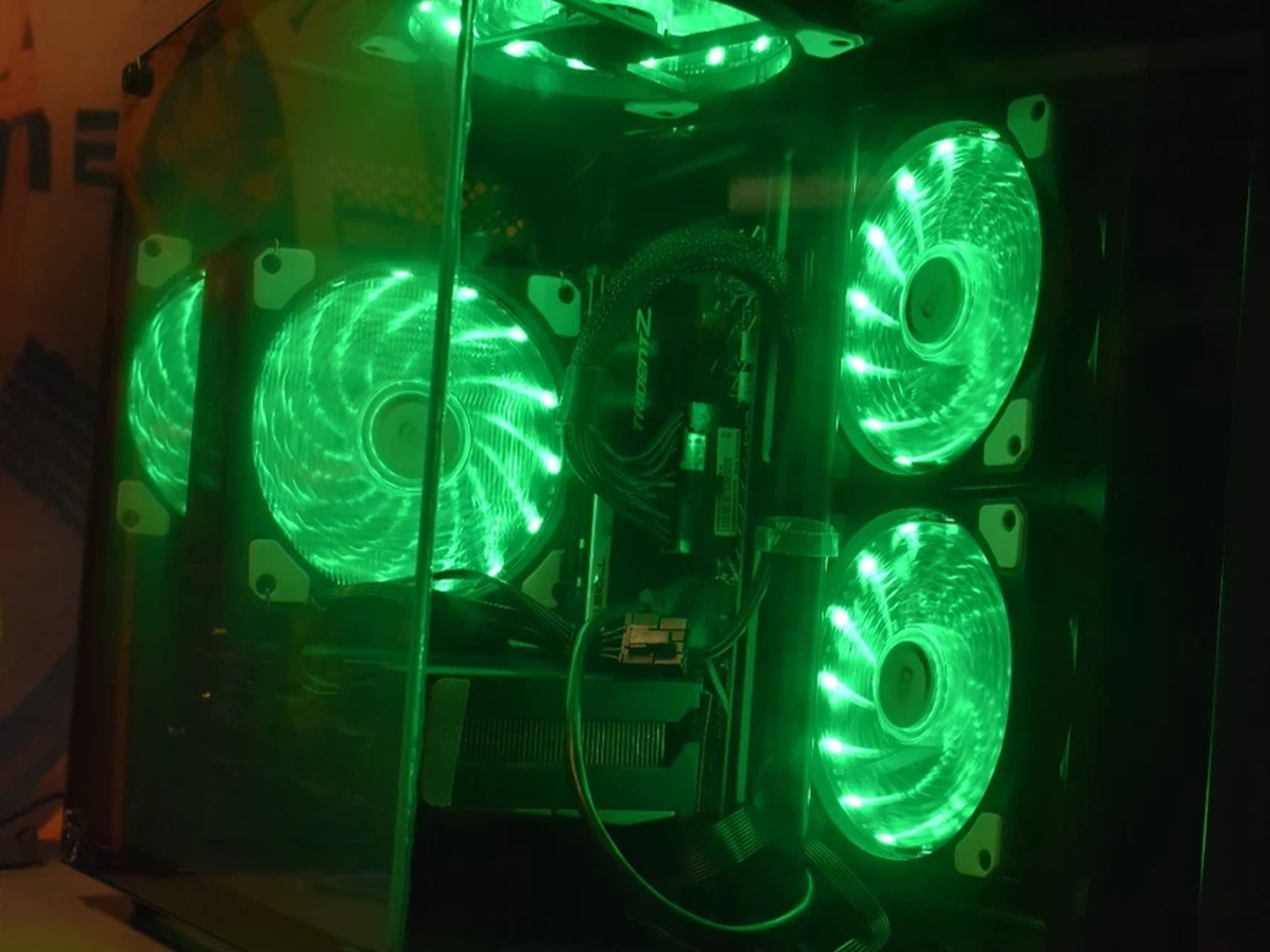 Gaming PC Intel I 5 12500 RAM 16GB 1 TB ssd GPU RX6600XT 8GB PSU 700 Wts+ Extra