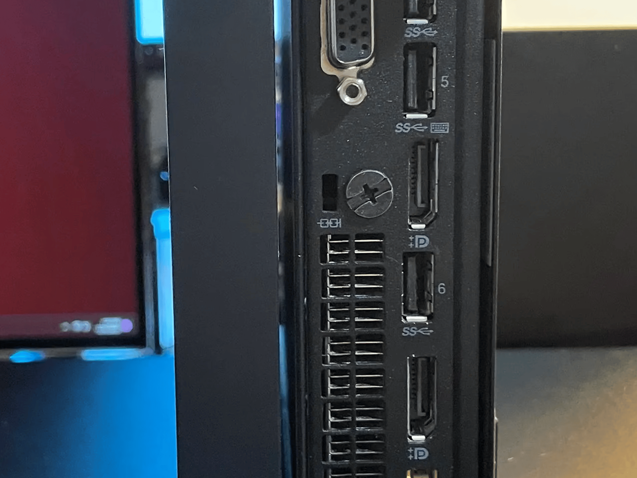 SFF Lenovo M710q 