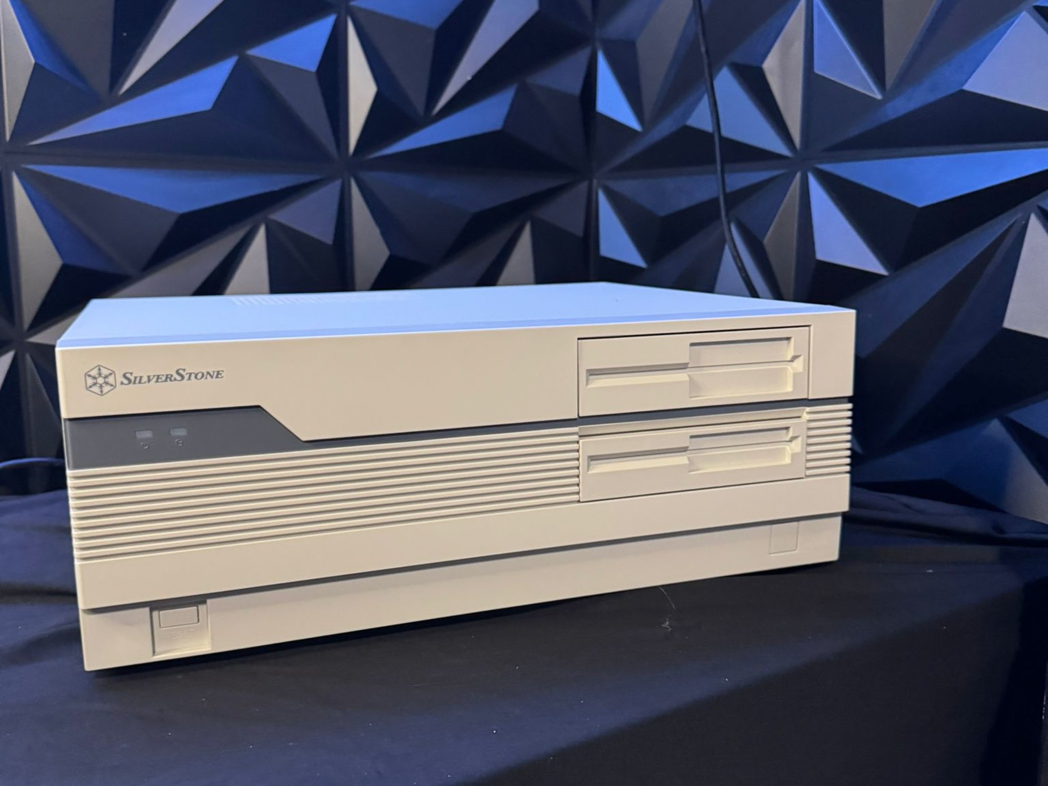 🍋‍🟩 The Limewire 🍋‍🟩 Ryzen 7 9800X3D| RTX 5080| 32 GB DDR5 | 4 TB NVMe
