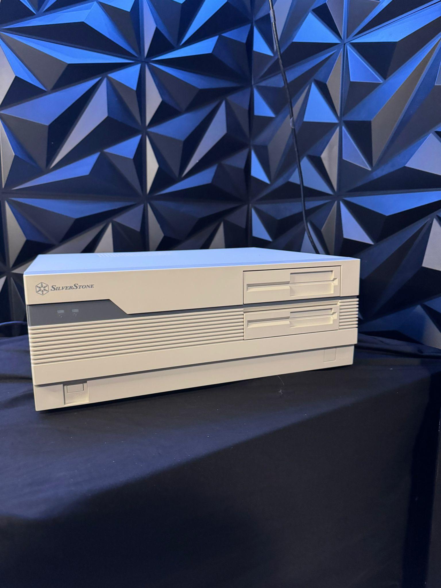 🍋‍🟩 The Limewire 🍋‍🟩 Ryzen 7 9800X3D| RTX 5080| 32 GB DDR5 | 4 TB NVMe