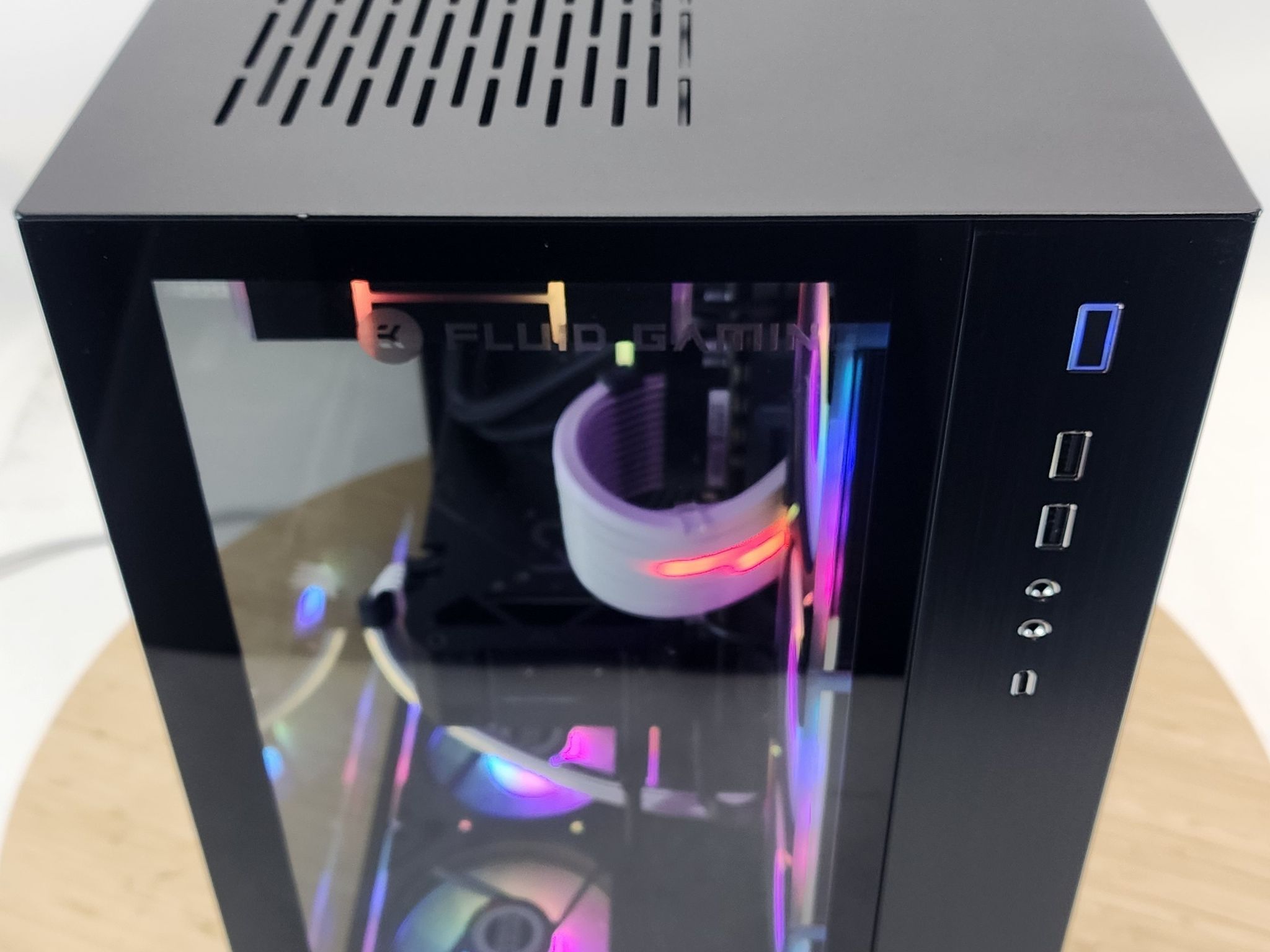 Gaming PC Ryzen 7 7700X 32GB RAM 1TB SSD RTX 4070 12GB Windows 11 Computer