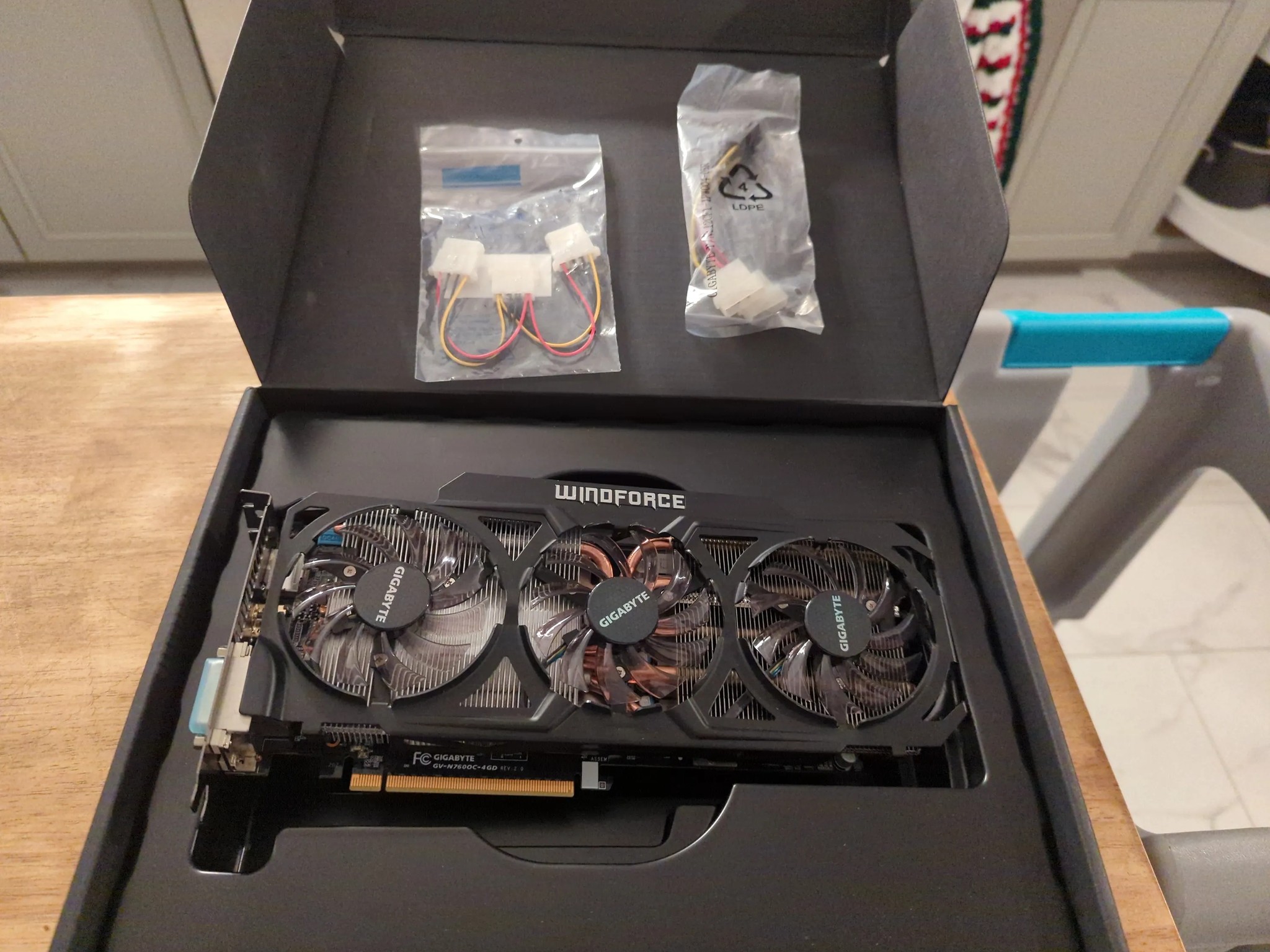 Gigabyte WINDFORCE GV-N760OC-4GB