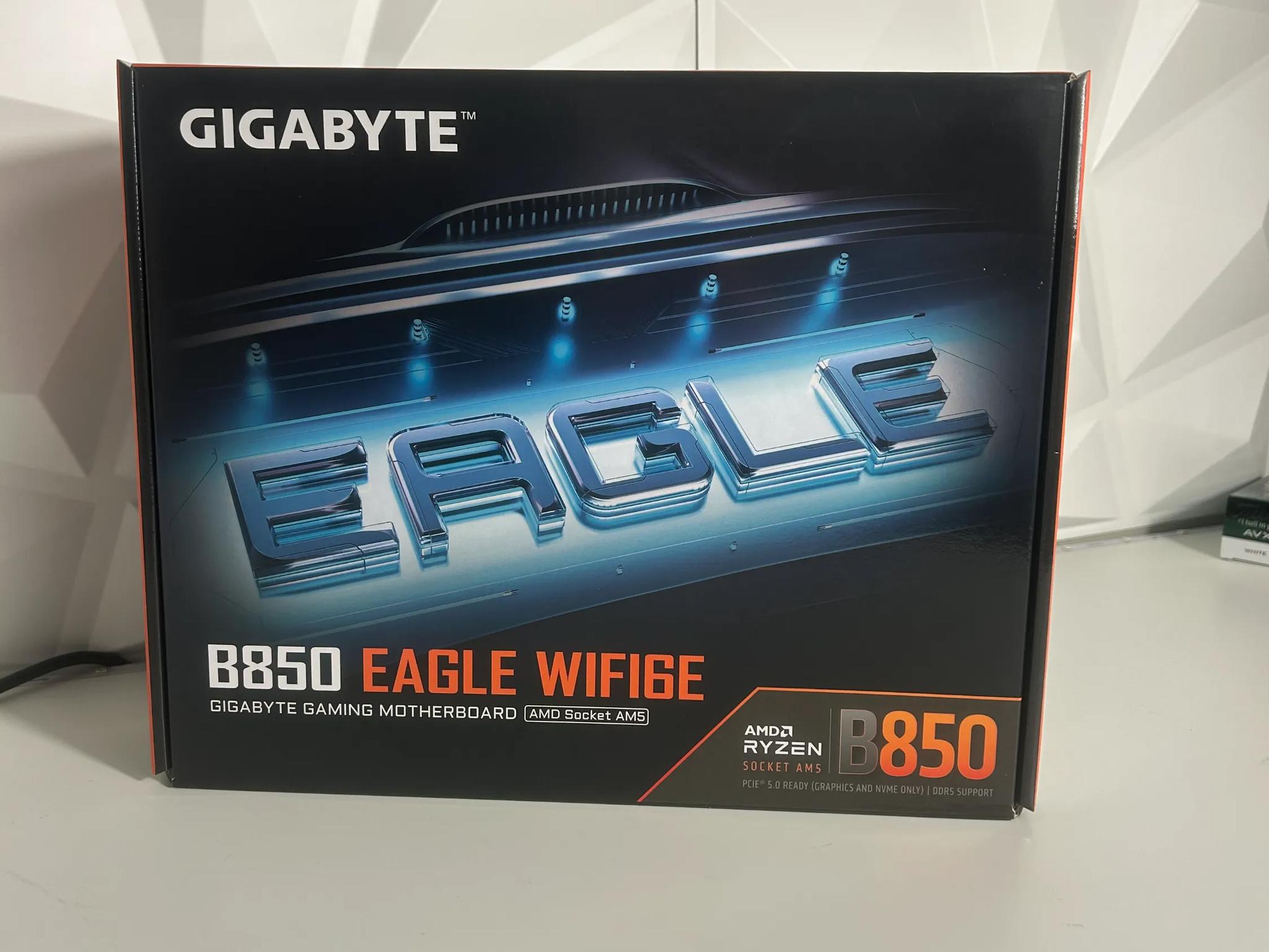 Gigabyte EAGLE OC B850 Gaming Motherboard - Wi-Fi 6E