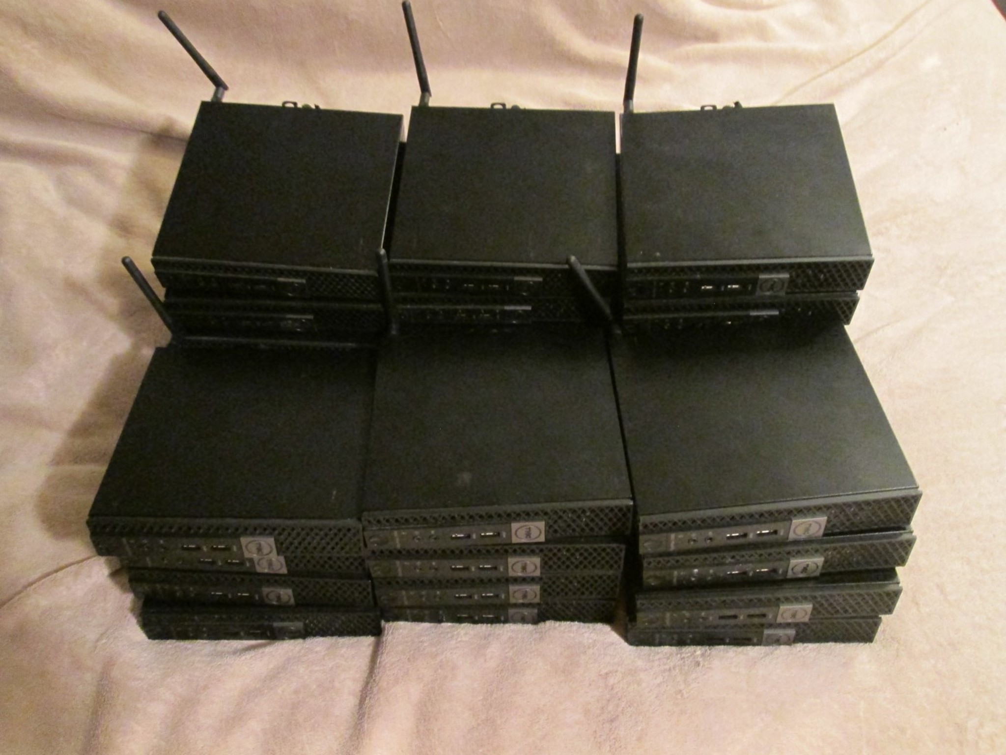 Dell Micro PC Retro Gaming Center With Controller