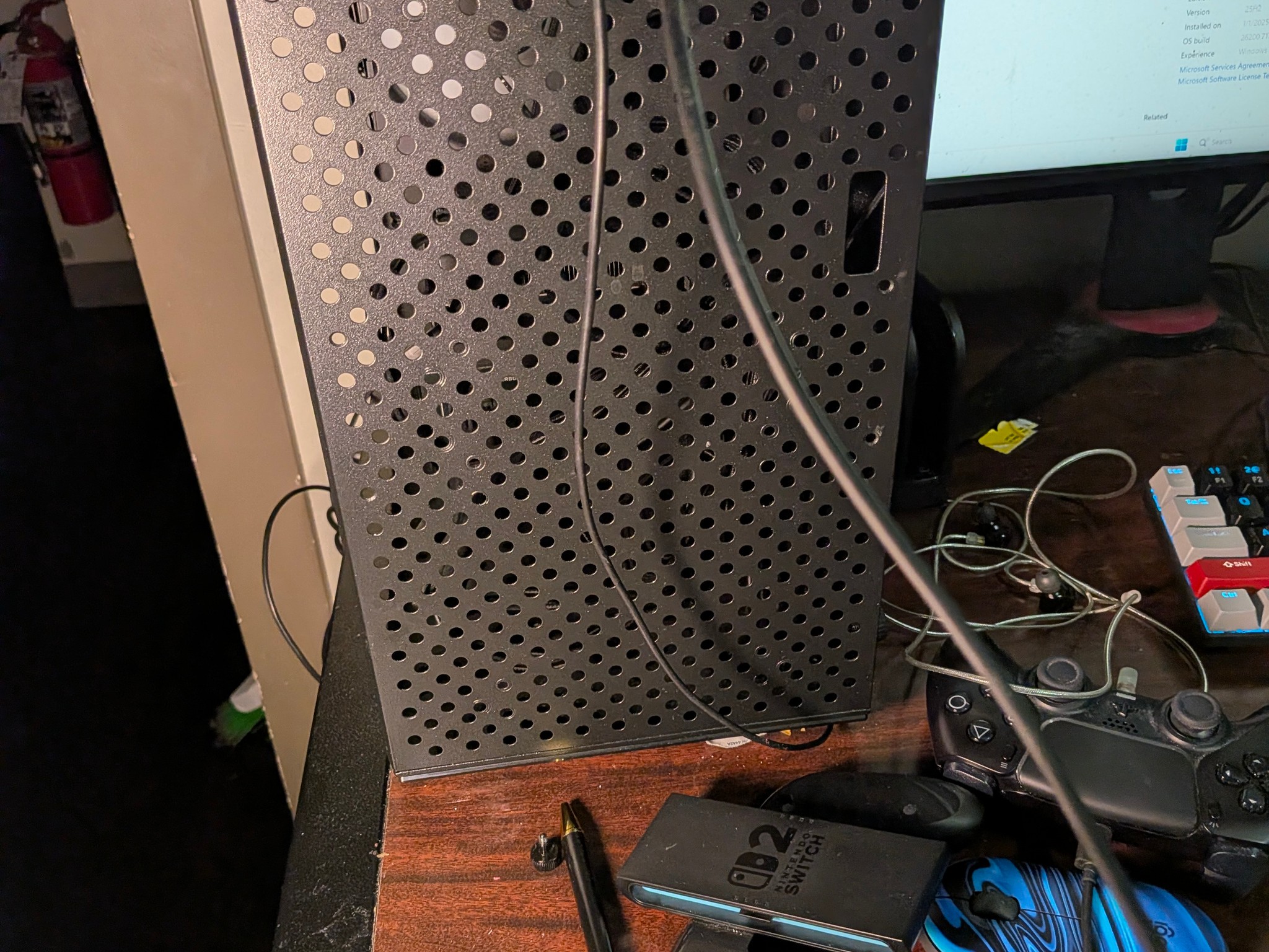 Radeon RX 7600 Custom Gaming PC - Ryzen 5 7600