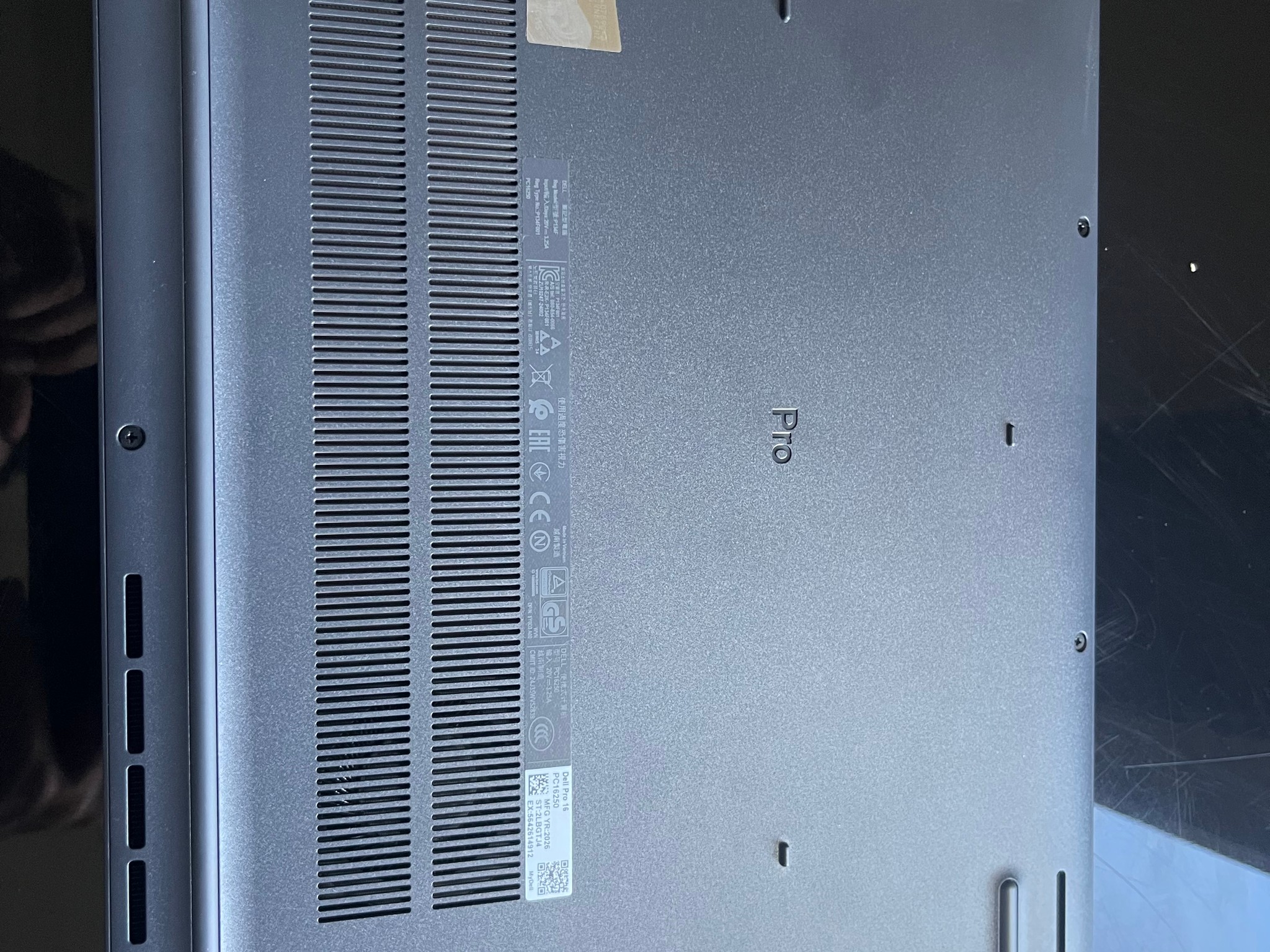 Brand New-DELL Pro 16/ I3 100U / 8Gb DDR5/ 256gb NVMe Gen 4x4