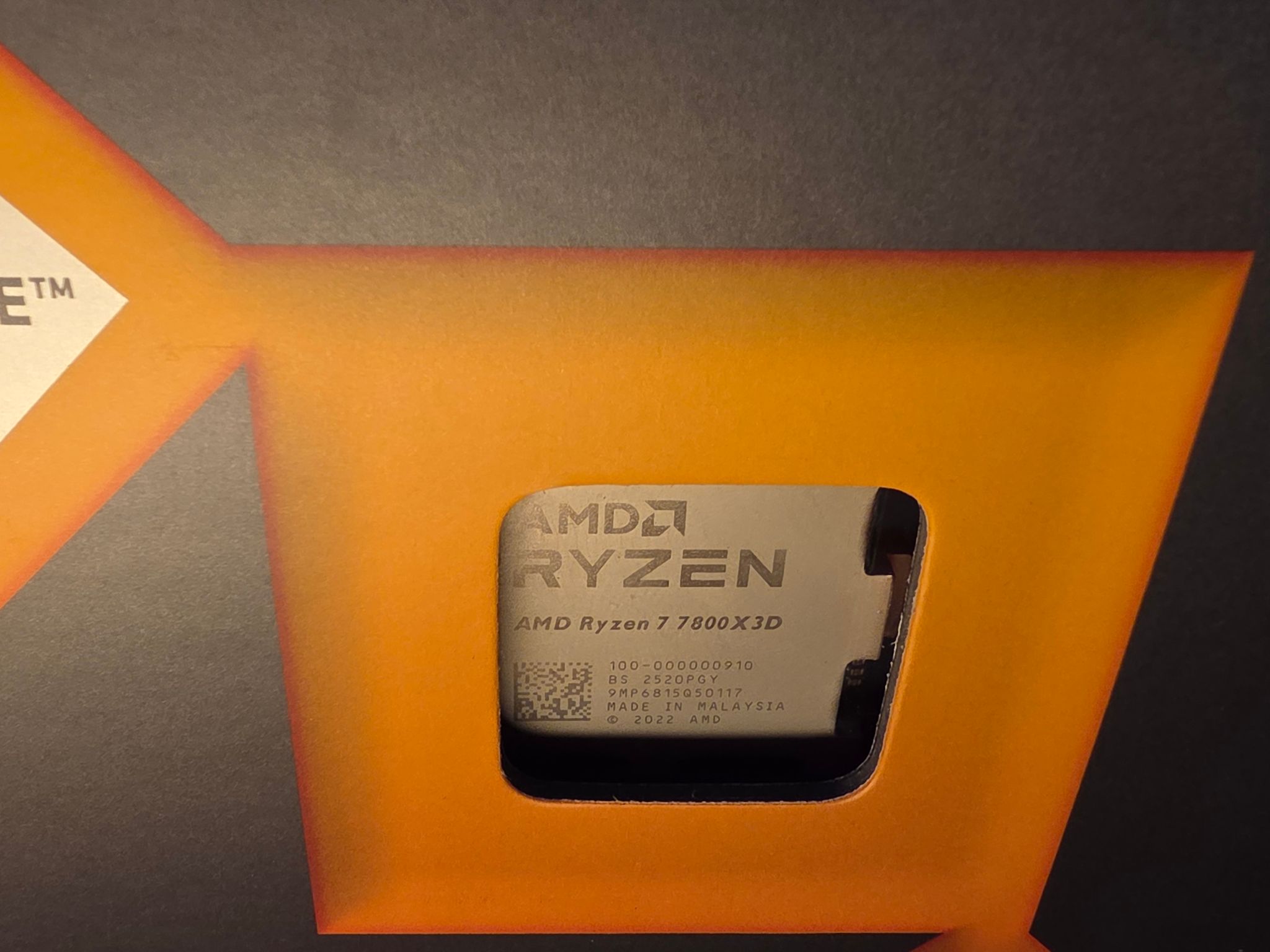 AM5 Combo — Ryzen 7 7800X3D + Gigabyte B650 Aorus Elite AX + 16GB DDR5-5200