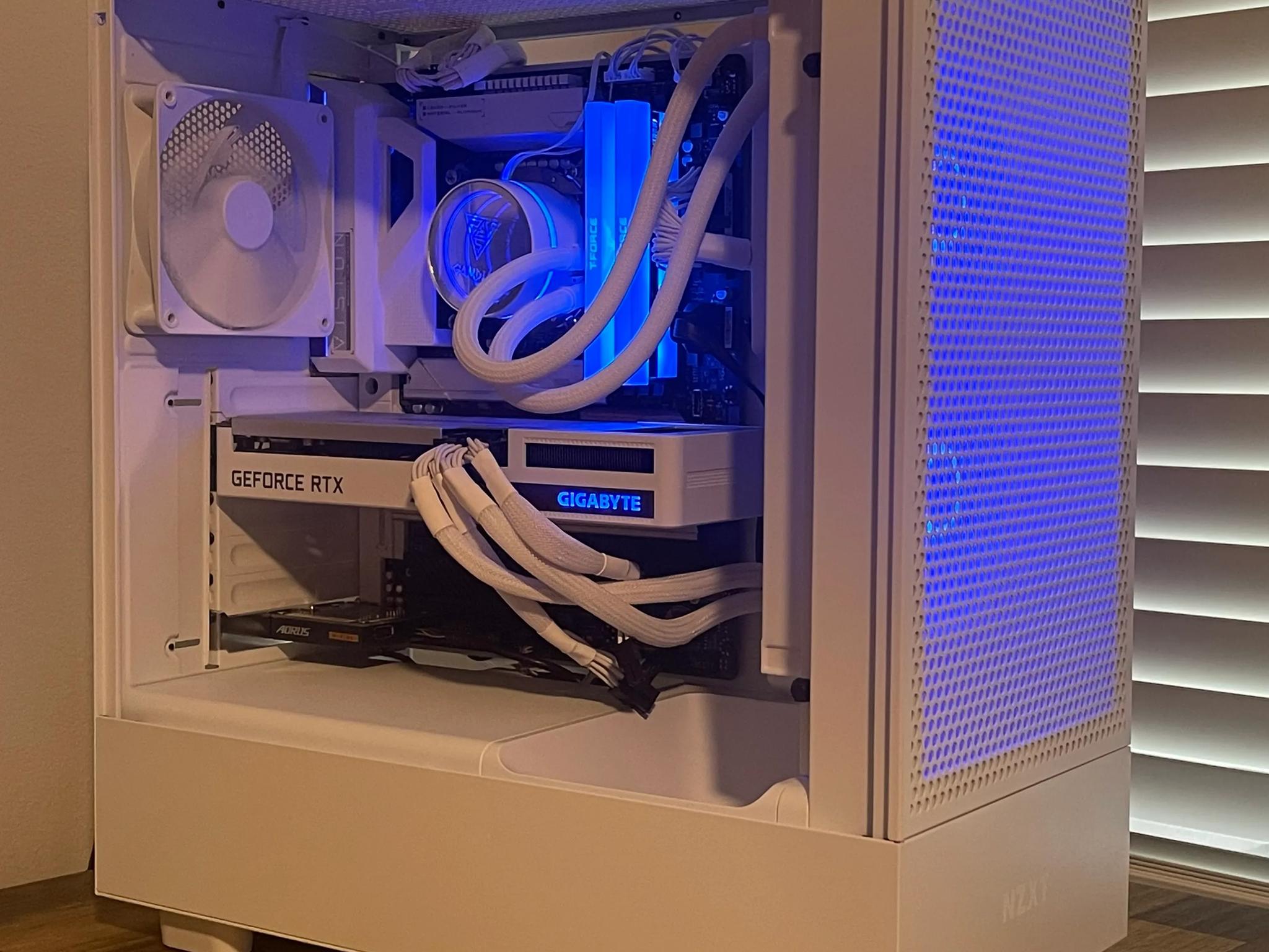 Cosmic Commander | i5-11600K, 32GB, 2.5TB, 3060 Ti