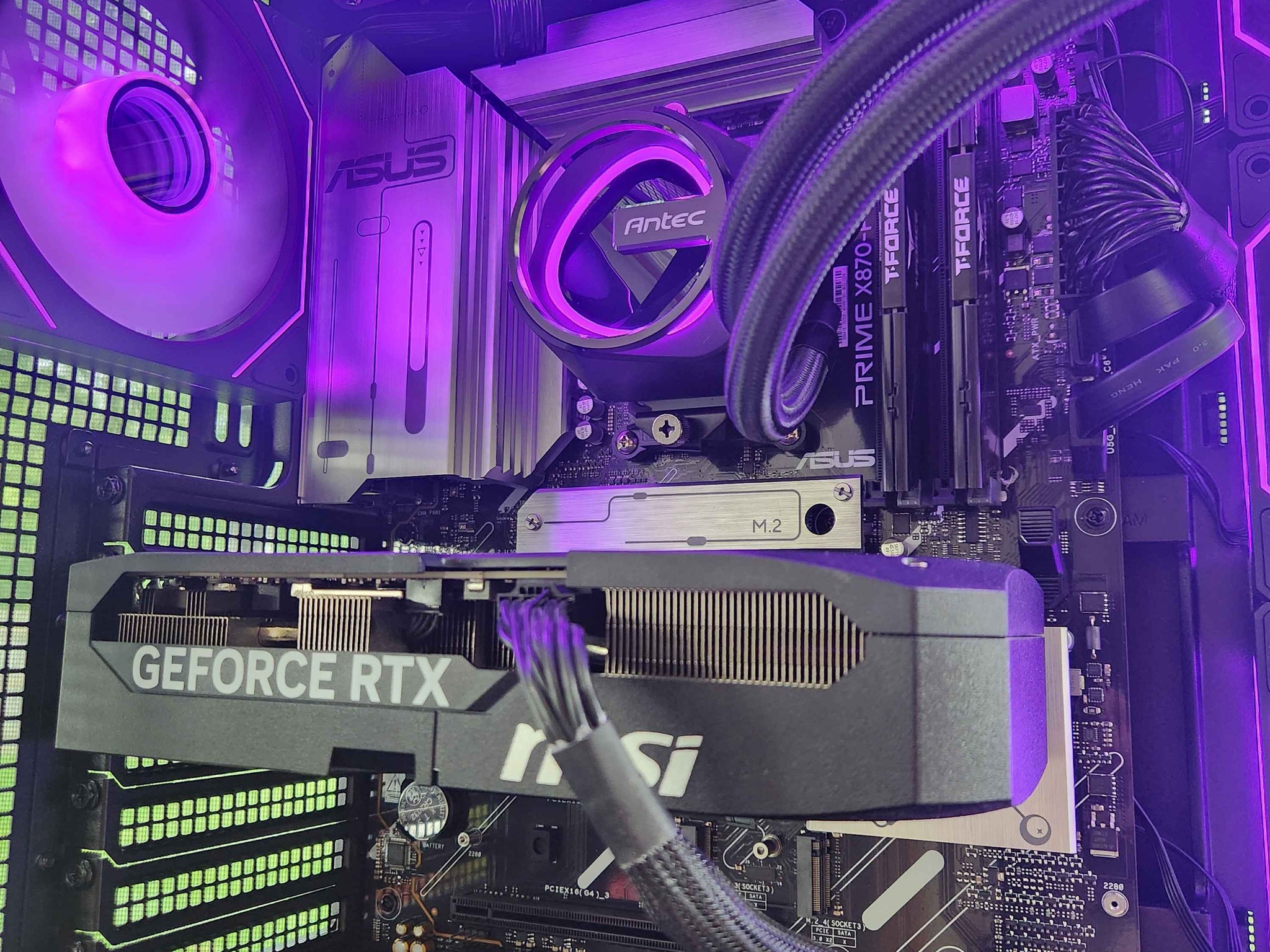 🍀RTX 5070 | Ryzen 9 7900X | 32GB DDR5 | 2TB NVMe | WiFi | Windows