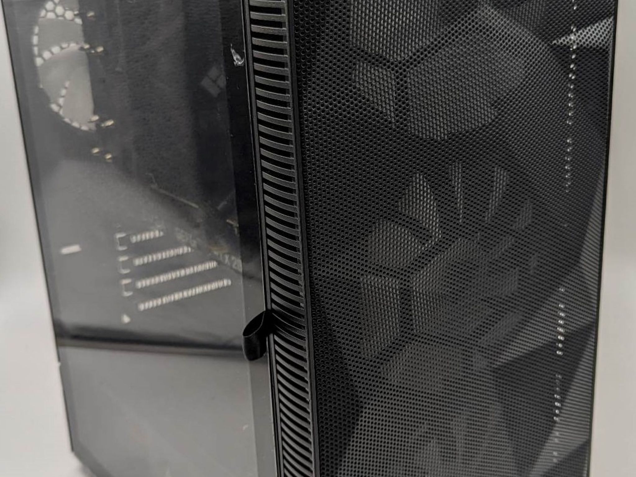 UCW Ready To Play Gaming PC: Custom Q170 Build (i7-7700 + RTX 2080)
