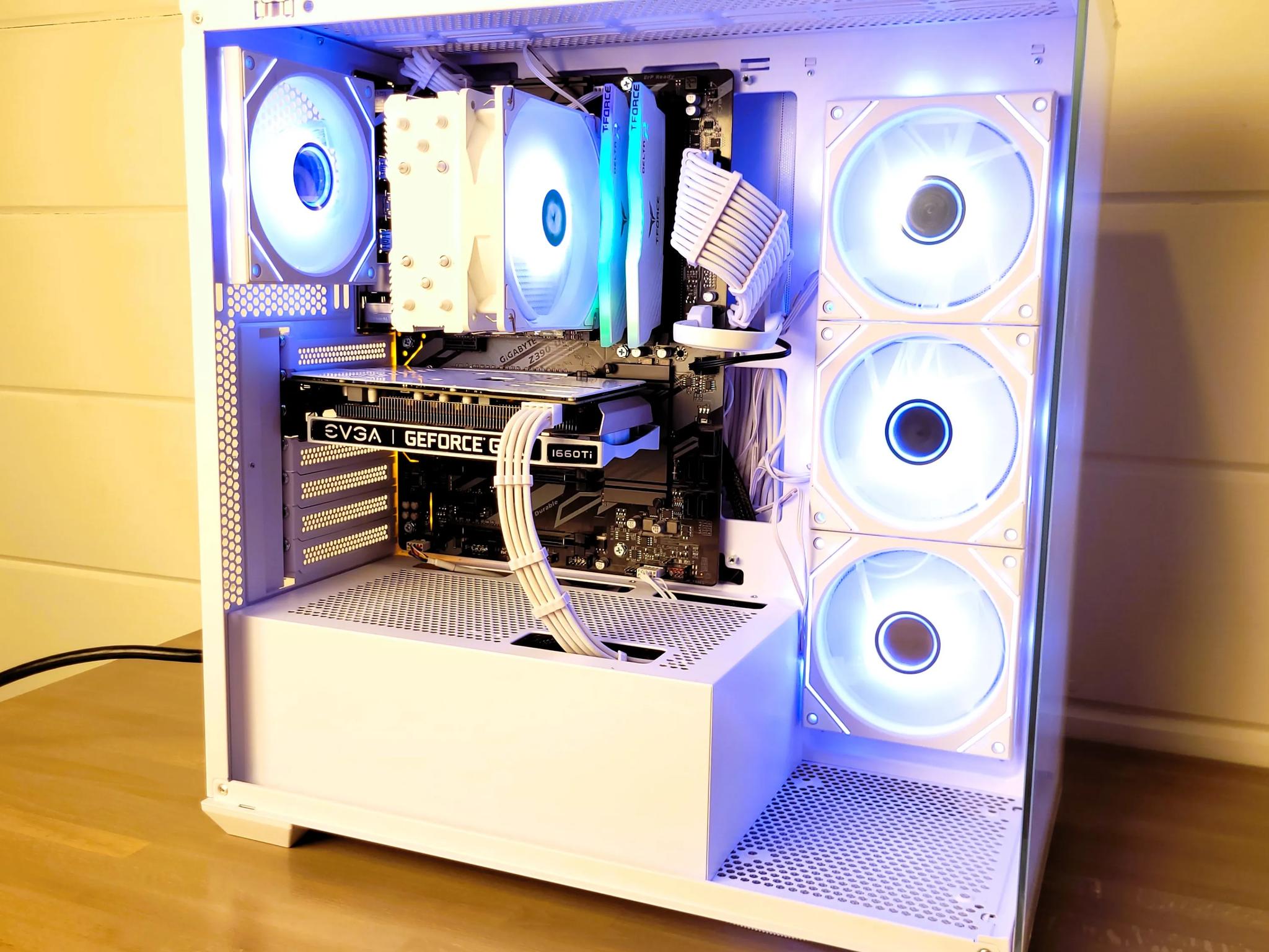 Christmas Sale! Budget Gaming White Fishtank Case | Next Day Shipping!