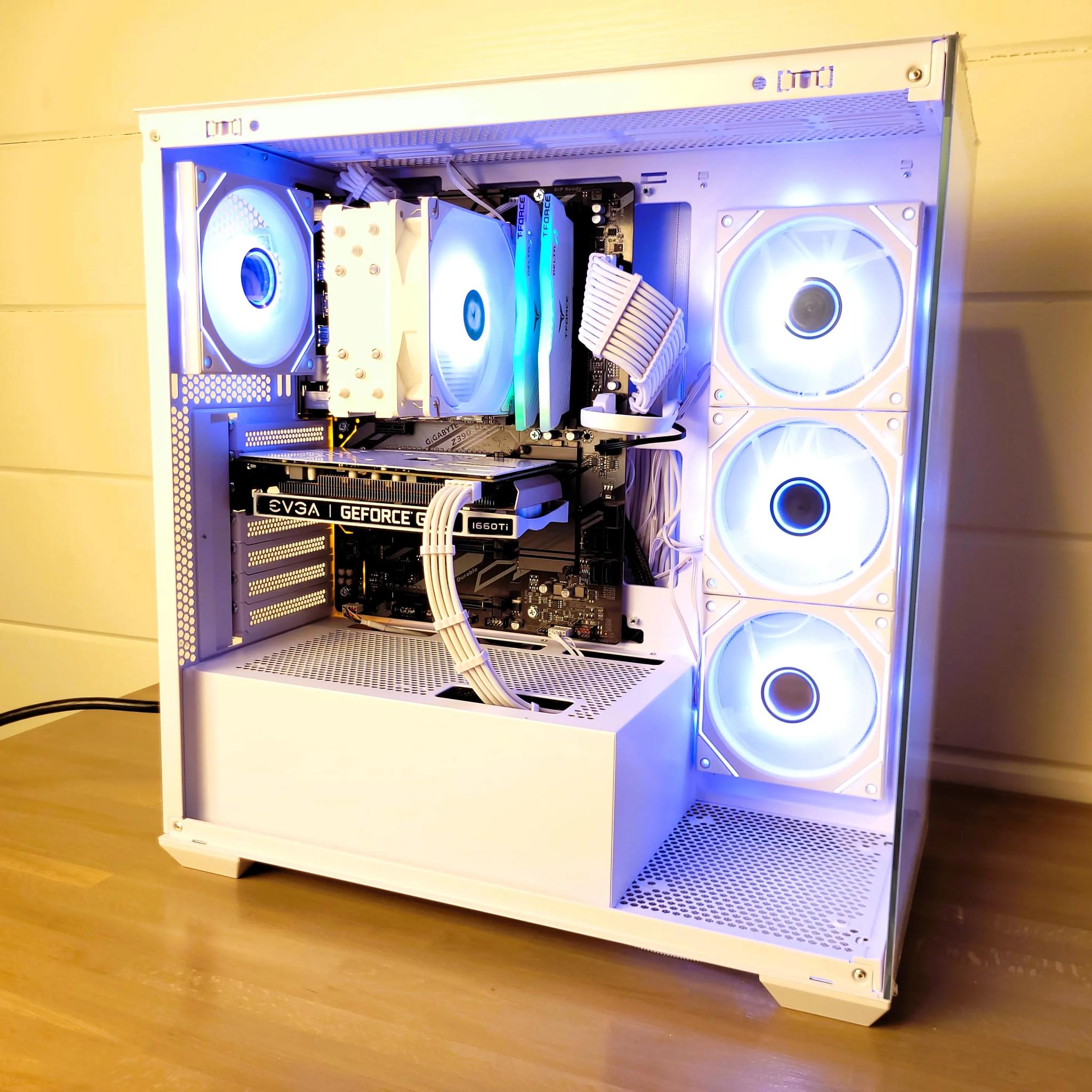 Christmas Sale! Budget Gaming White Fishtank Case | Next Day Shipping!