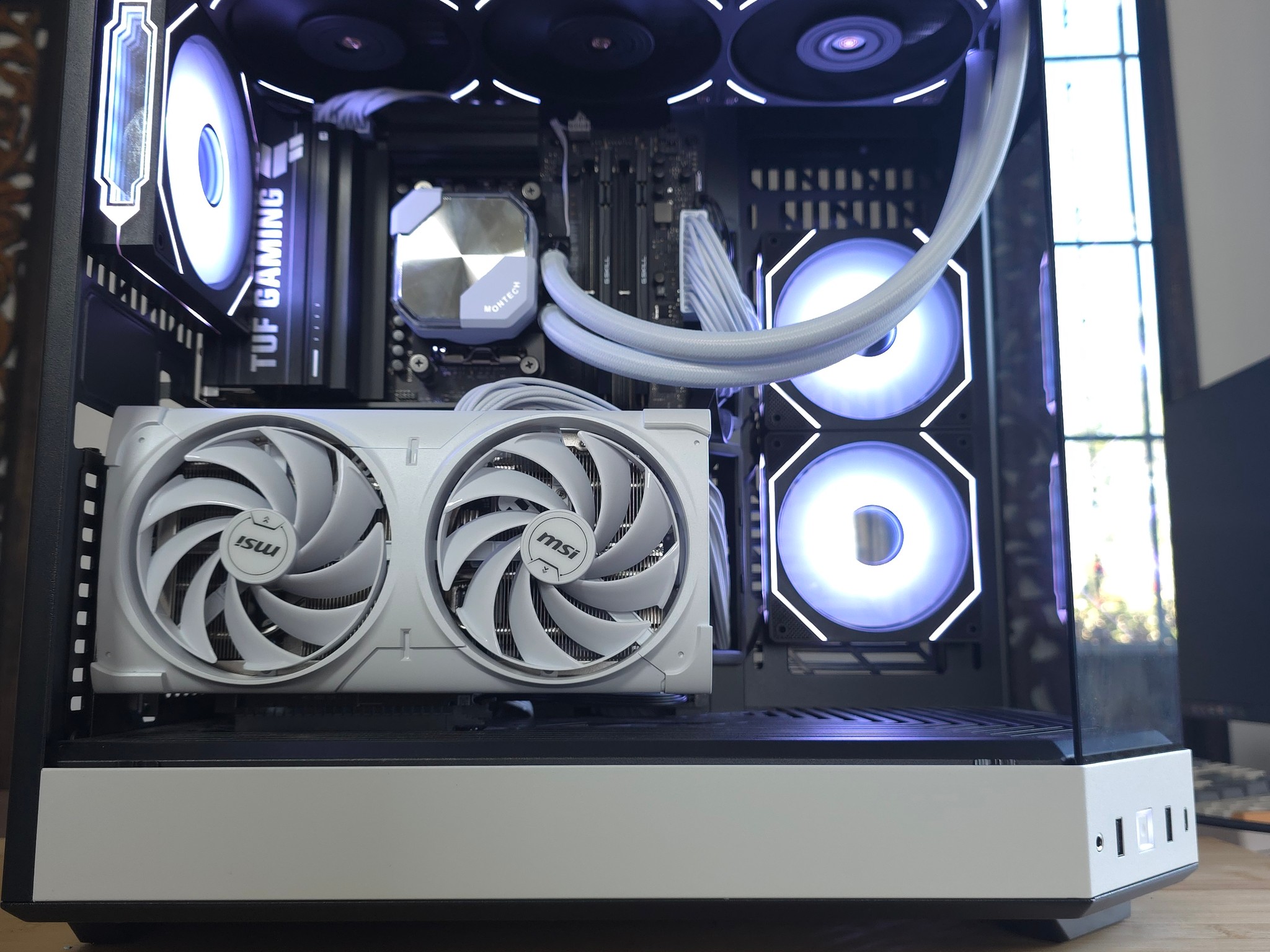 RTX 5070 White Gaming PC | Ryzen 5 7600X3D | 32GB DDR5 | 2TB NVMe | Clean Y60 Build