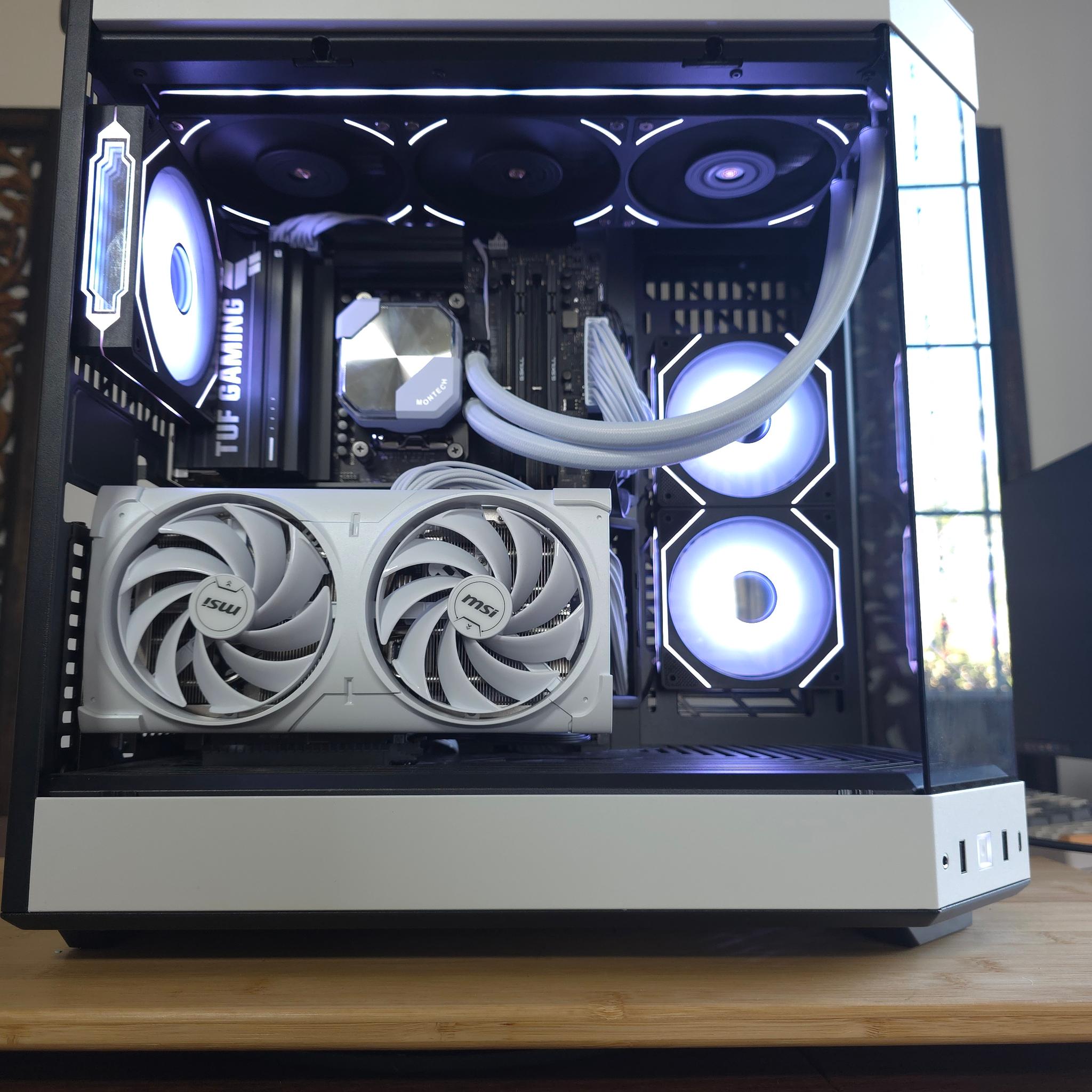 RTX 5070 White Gaming PC | Ryzen 5 7600X3D | 32GB DDR5 | 2TB NVMe | Clean Y60 Build