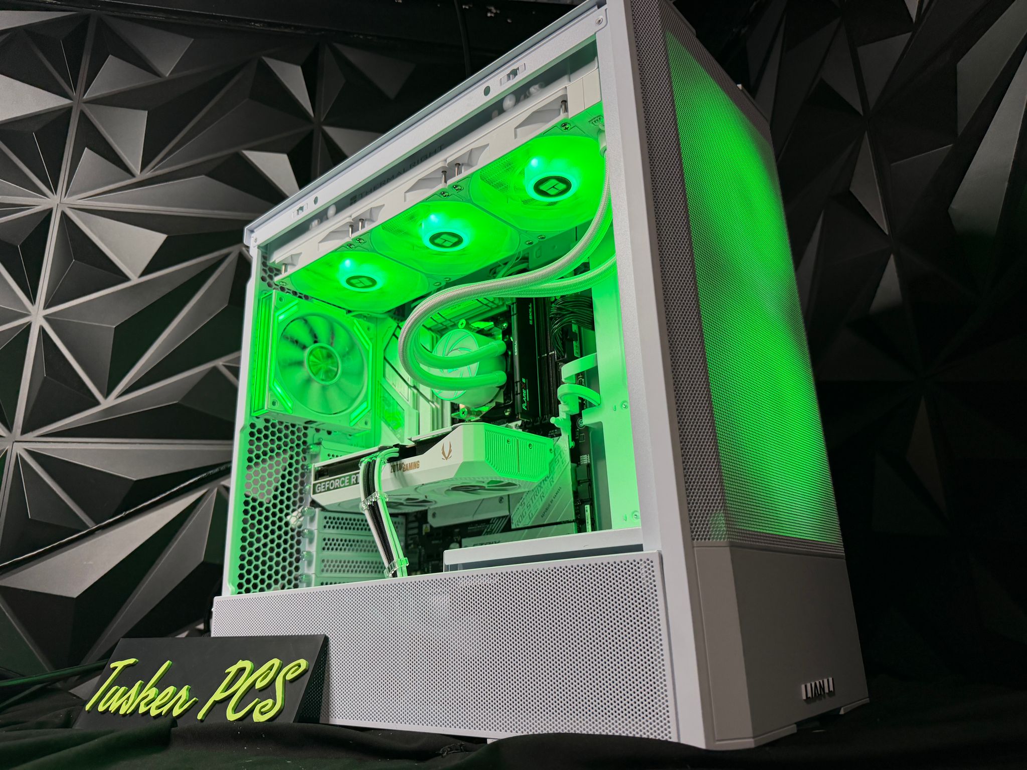 ⚪🩶 TITANIUM WHITE 🩶⚪  Ryzen 5 7600X|RTX 5060 Ti| 1.5 TB NVMe| 16 GB DDR5| 650W Gold PSU
