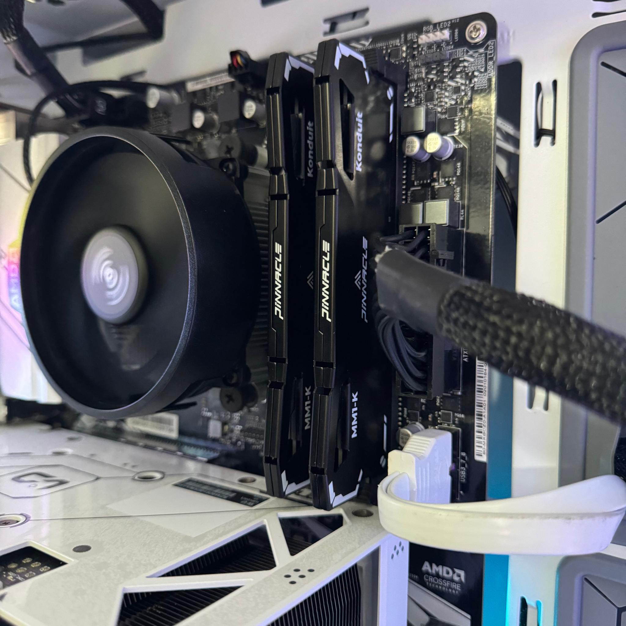AMD Ryzen 5 5600 | RTX 4060 Ti 8GB | 32GB DDR4 | 1TB NVMe Custom Built Gaming PC