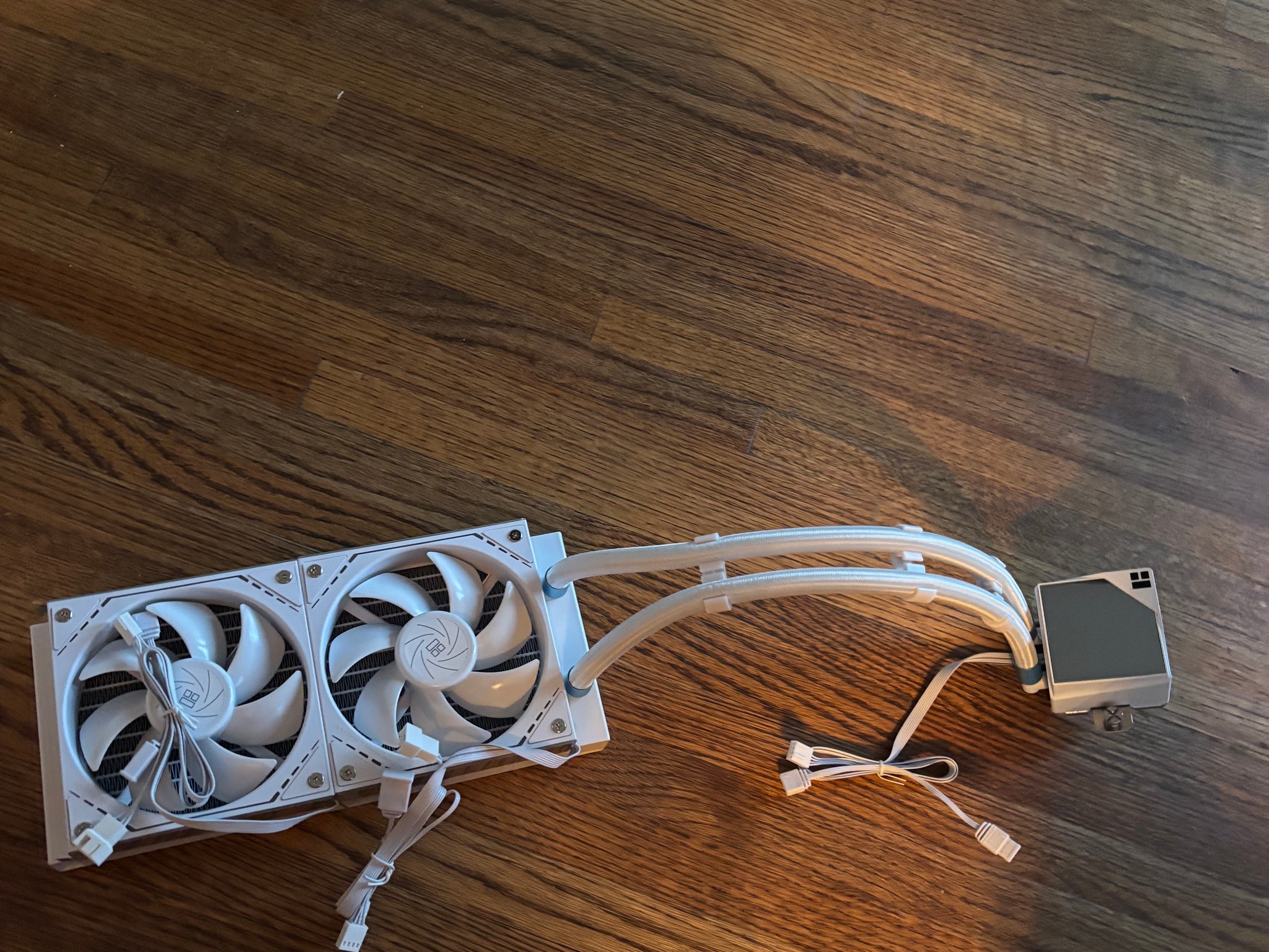 Thermalright Frozen Infinity 240 White – AIO Liquid Cooler