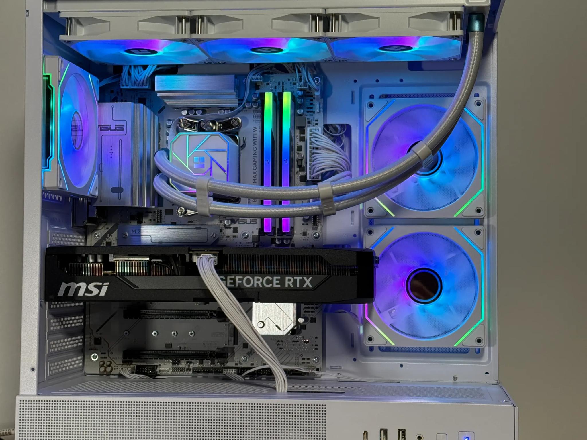 RTX 5070TI Ryzen 9700x Gaming PC
