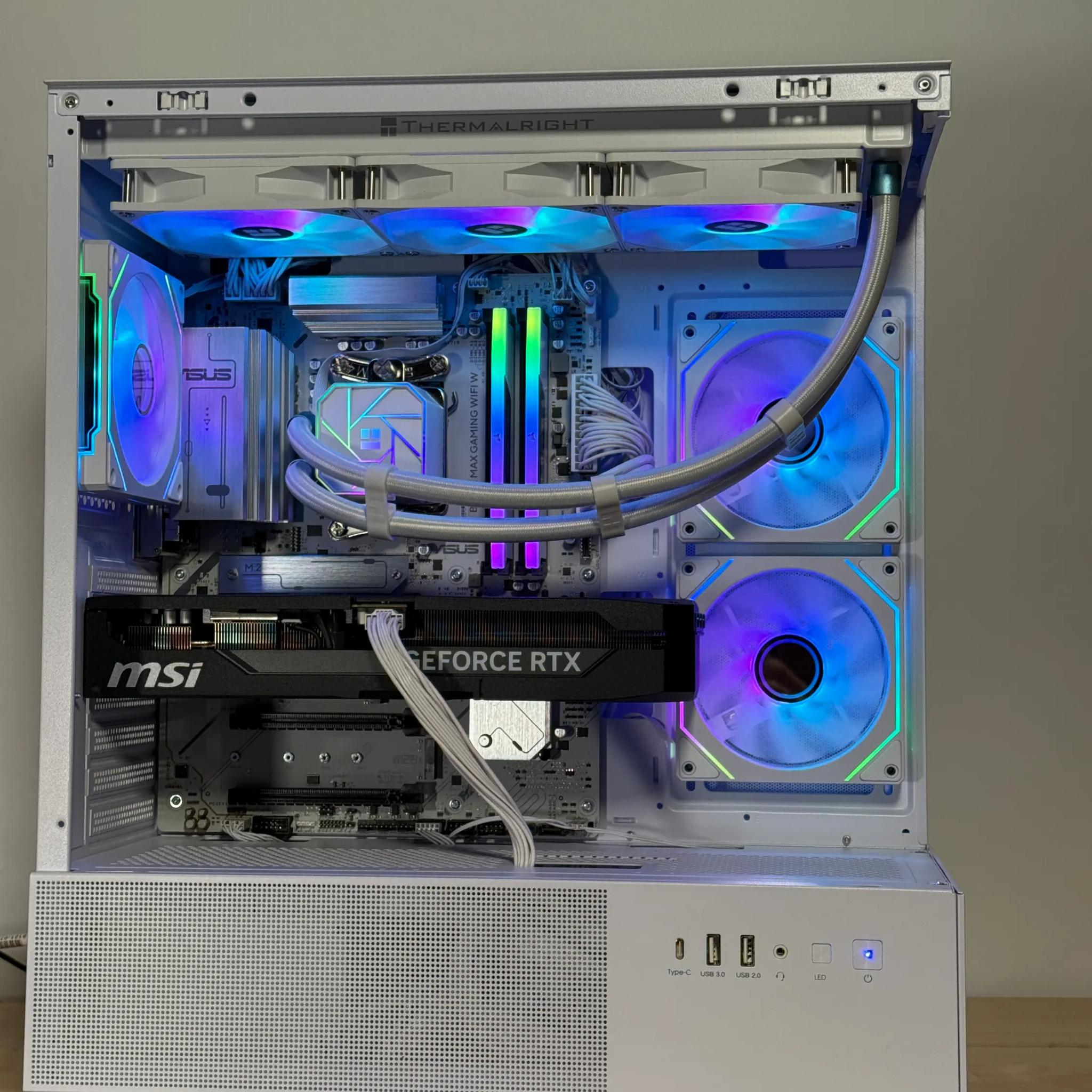 RTX 5070TI Ryzen 9700x Gaming PC