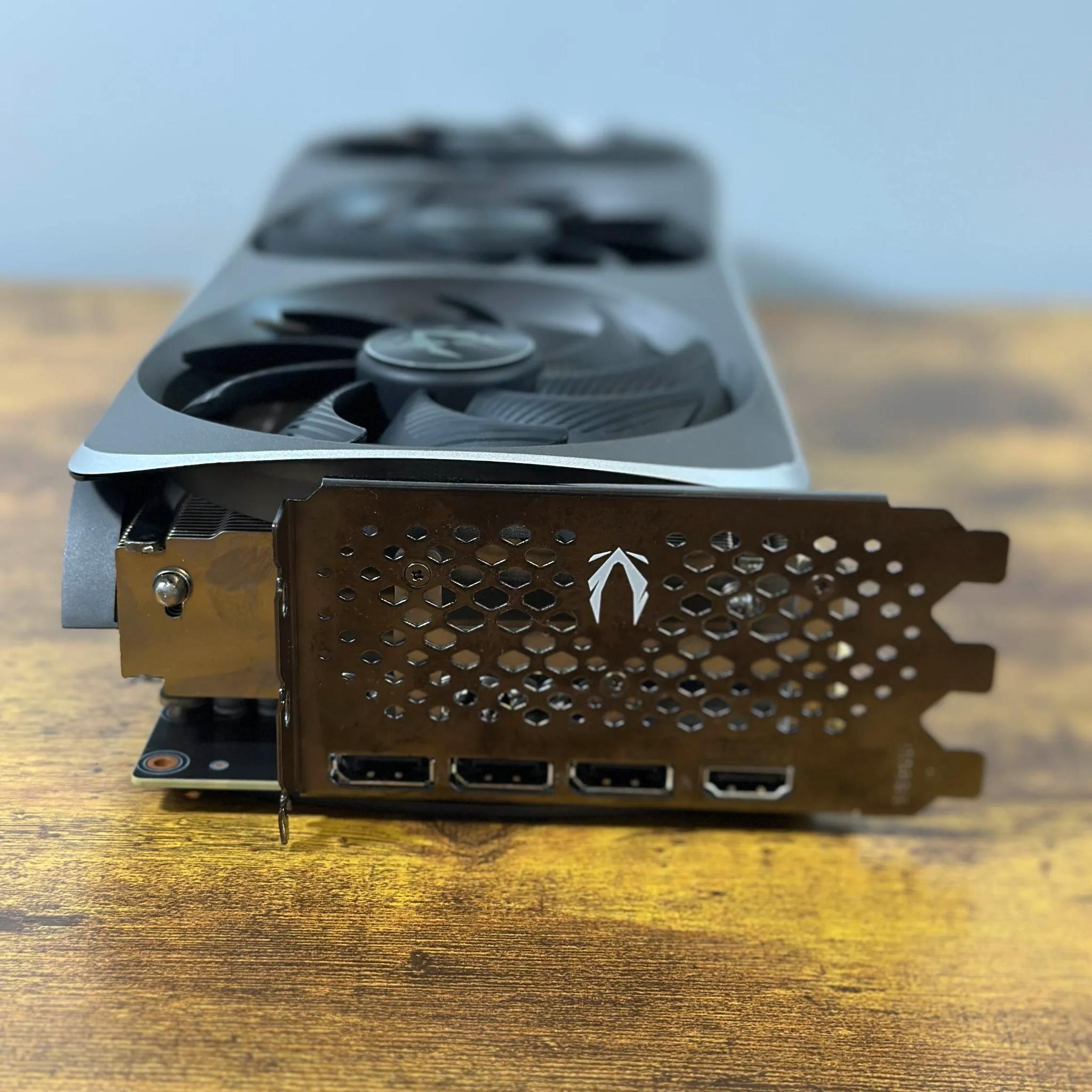 ZOTAC GeForce RTX 4070Ti AMP EXTREME ARIO 12GB Nvidia Graphics Card