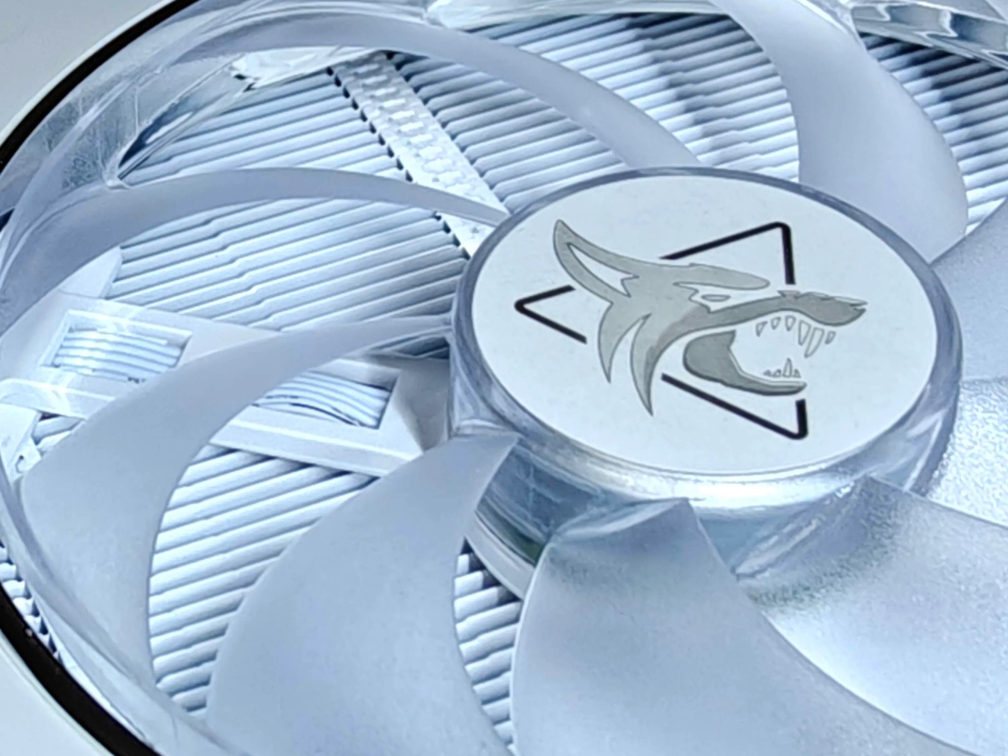 AMD Radeon RX 7800 XT 16GB PowerColor Hellhound Spectral White Graphics Card GPU GDDR6 Tripple Fan